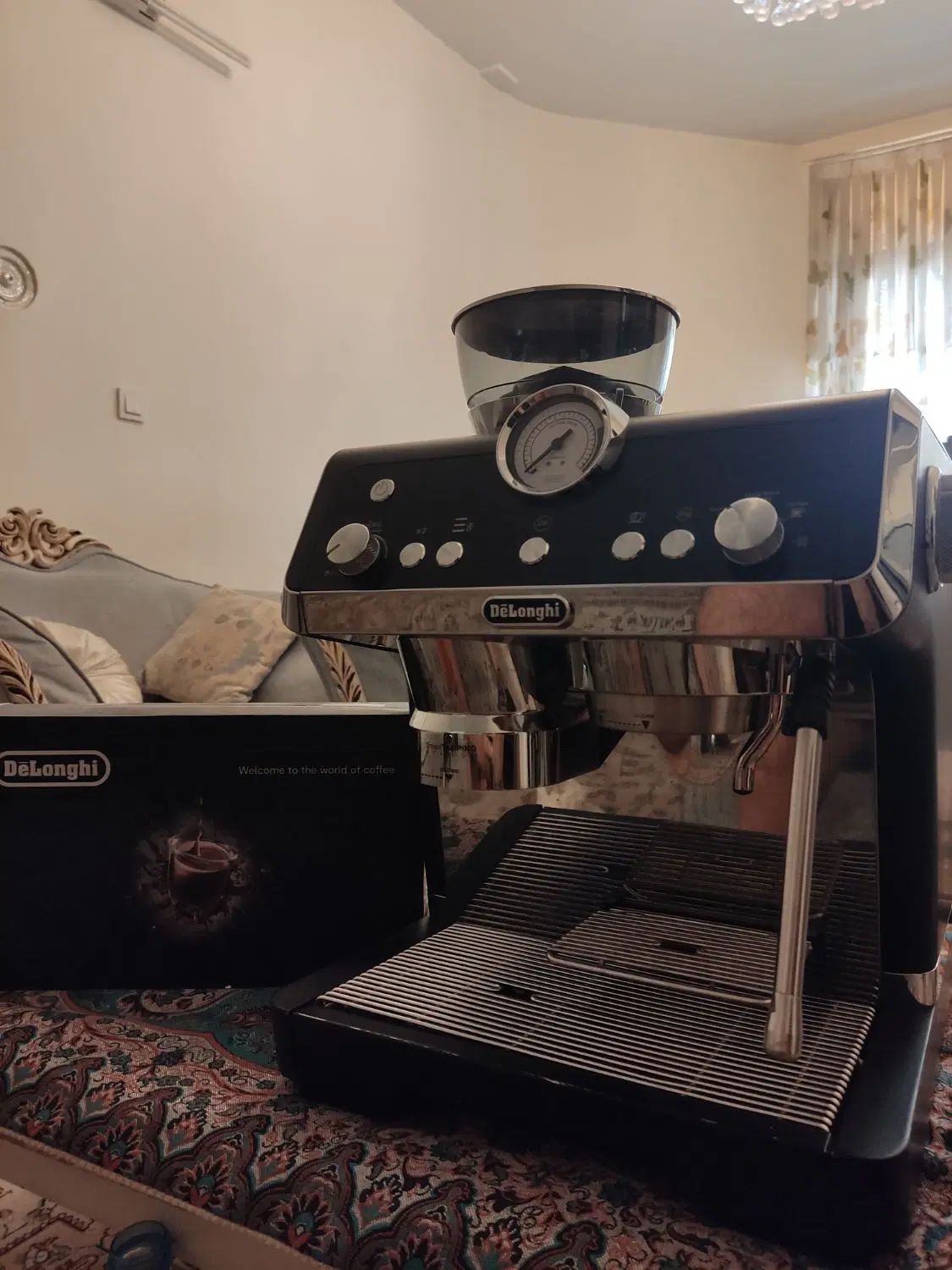 قهوه‌ساز  دلونگی نیمه صنعتی درحد  DeLonghi 9355|سماور، چای‌ساز، قهوه‌ساز|تهران, فاطمی|دیوار