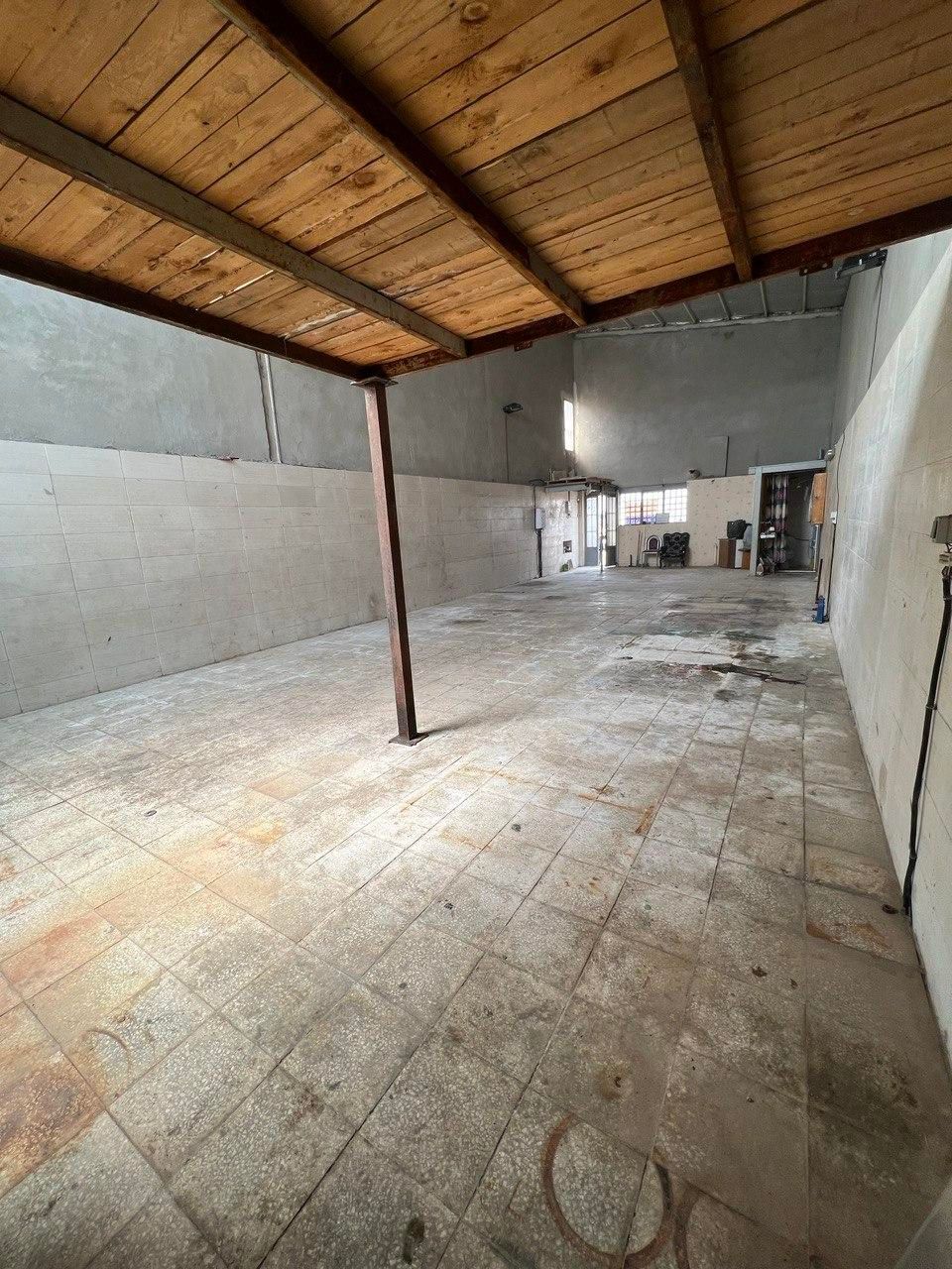 اجاره و فروش سوله ۱۲۰ متری در شهرک سنگ|اجارهٔ دفتر صنعتی، کشاورزی، تجاری|کاشان, شهرک امیرکبیر|دیوار