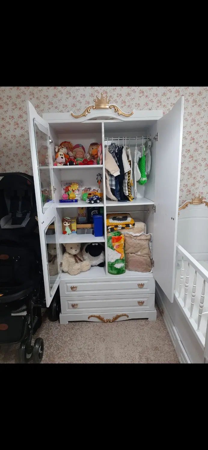 تخت|تخت و صندلی بچه|کرج, شهرک خاتم النبیا|دیوار