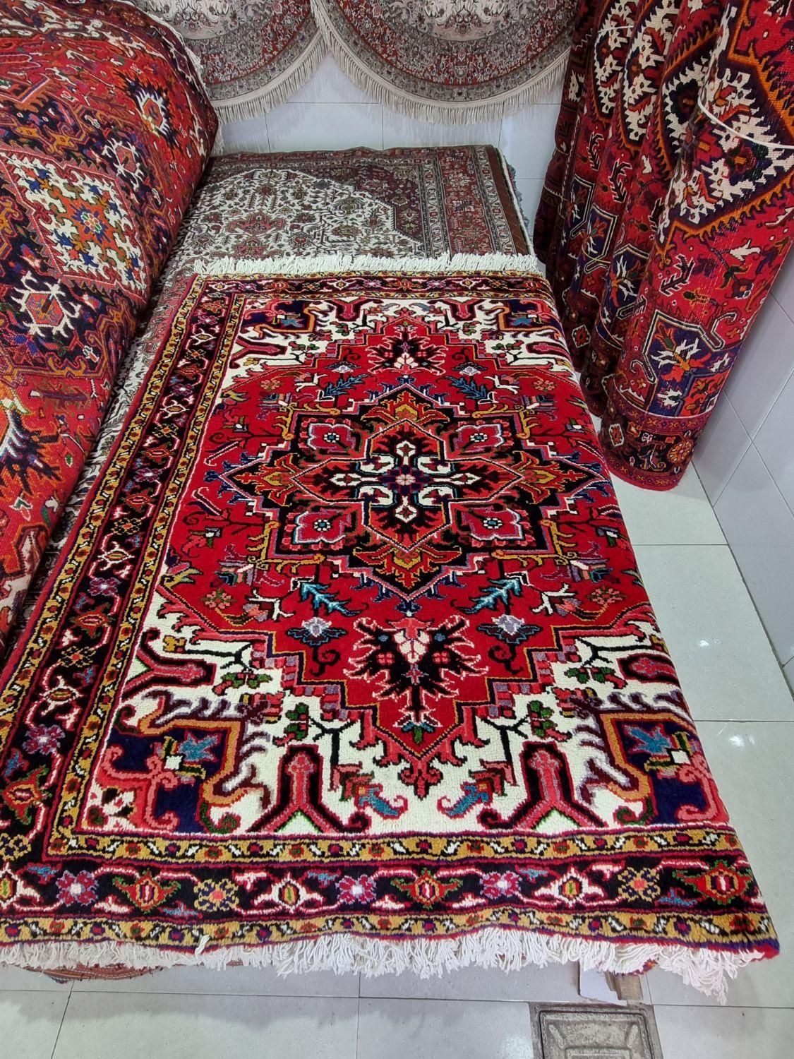 کناره و قالیچه|فرش|مراغه, |دیوار