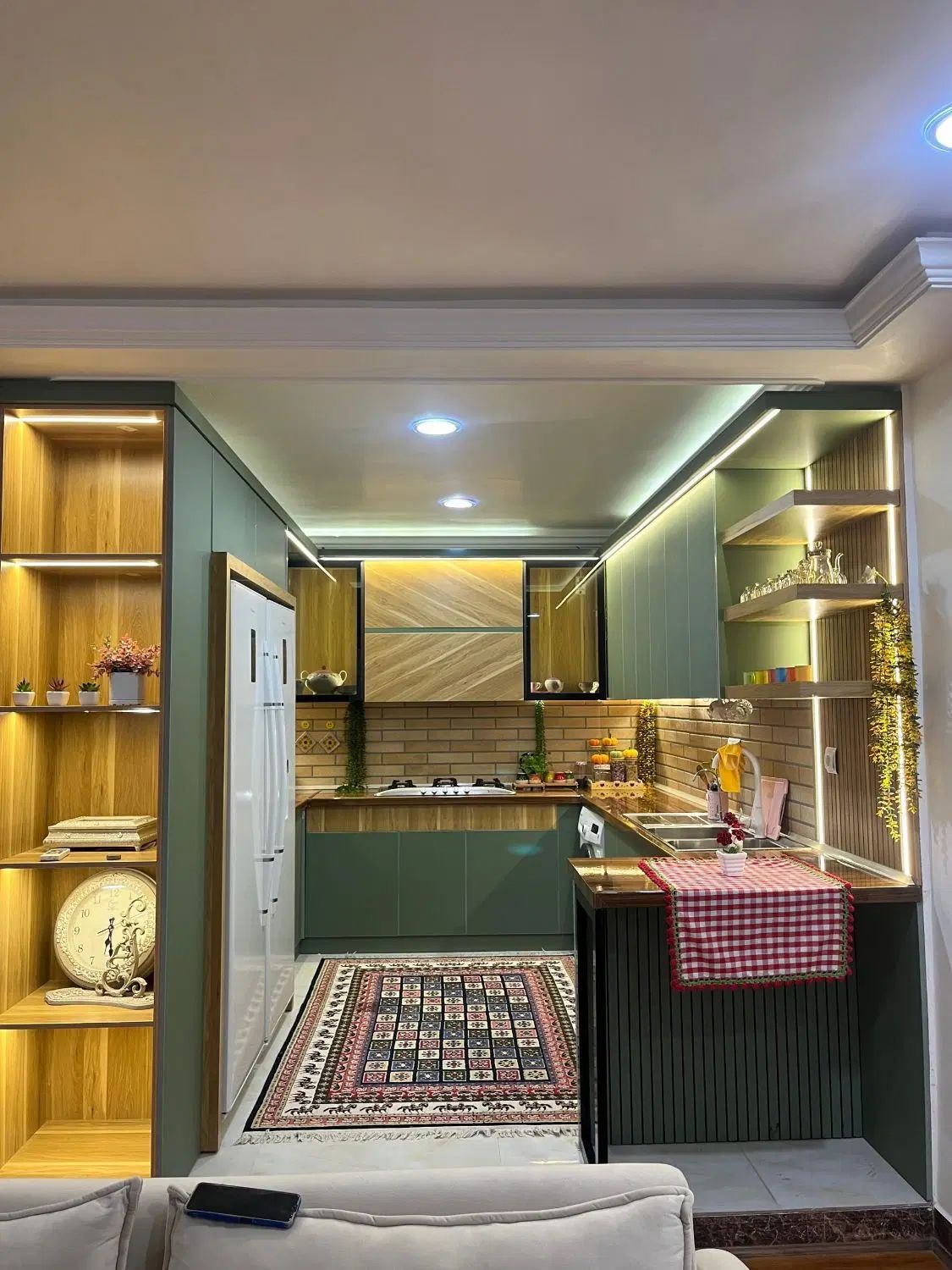 طراحی و اجرای کابینت و کمددیواری(نقد و اقساط )|خدمات پیشه و مهارت|بوشهر, |دیوار
