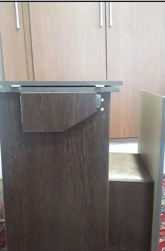 میز چرخ خیاطی|لوازم خیاطی و بافتنی|آستارا, |دیوار