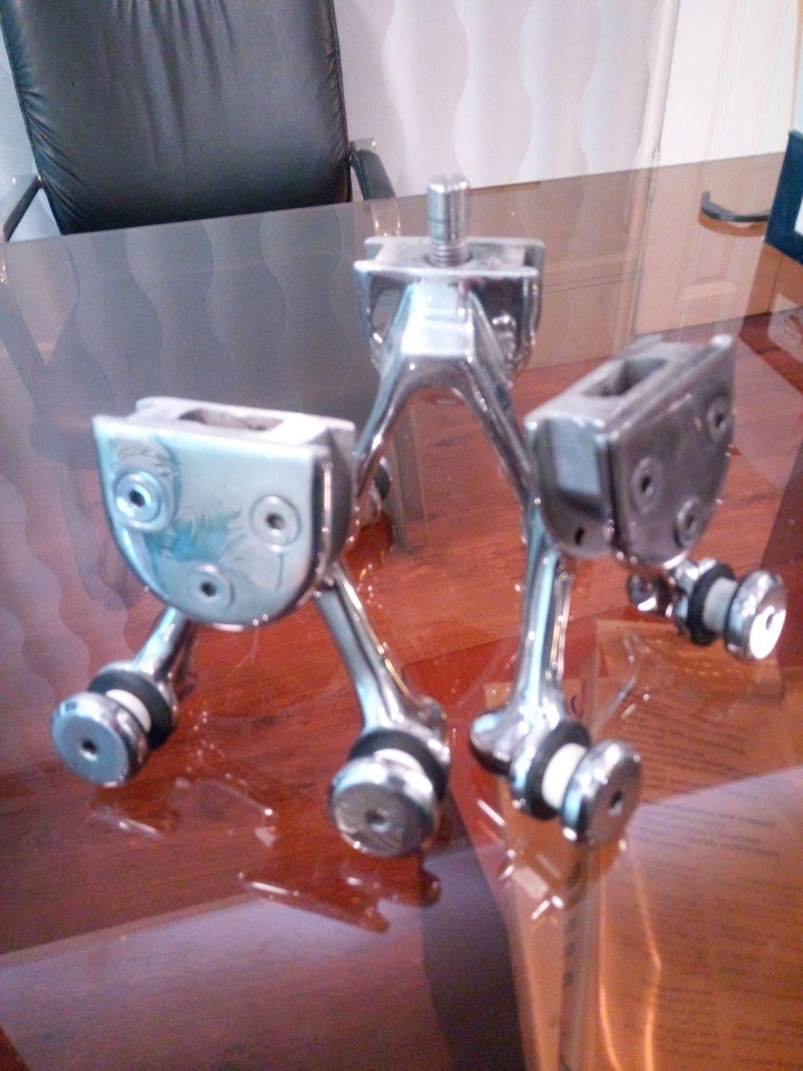 یراق آلات شیشه و اسپایدر پایه اسپیگات پوینت|مصالح و تجهیزات ساختمان|تهران, فلسطین (میدان انقلاب)|دیوار