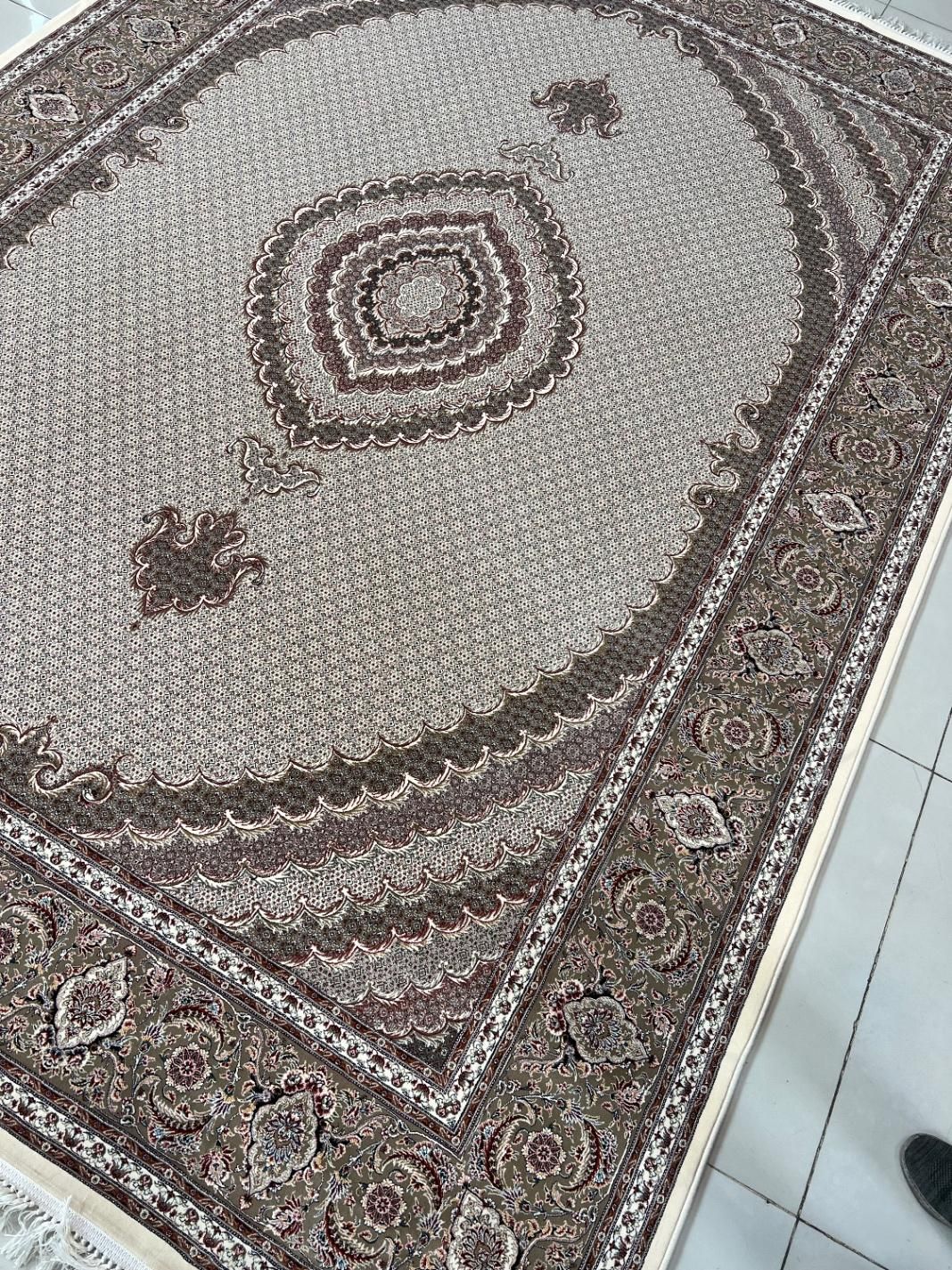 فرش ماهی 1200 شانه با پادری ( قالی تارا ،فرش سهند)|فرش|تبریز, |دیوار