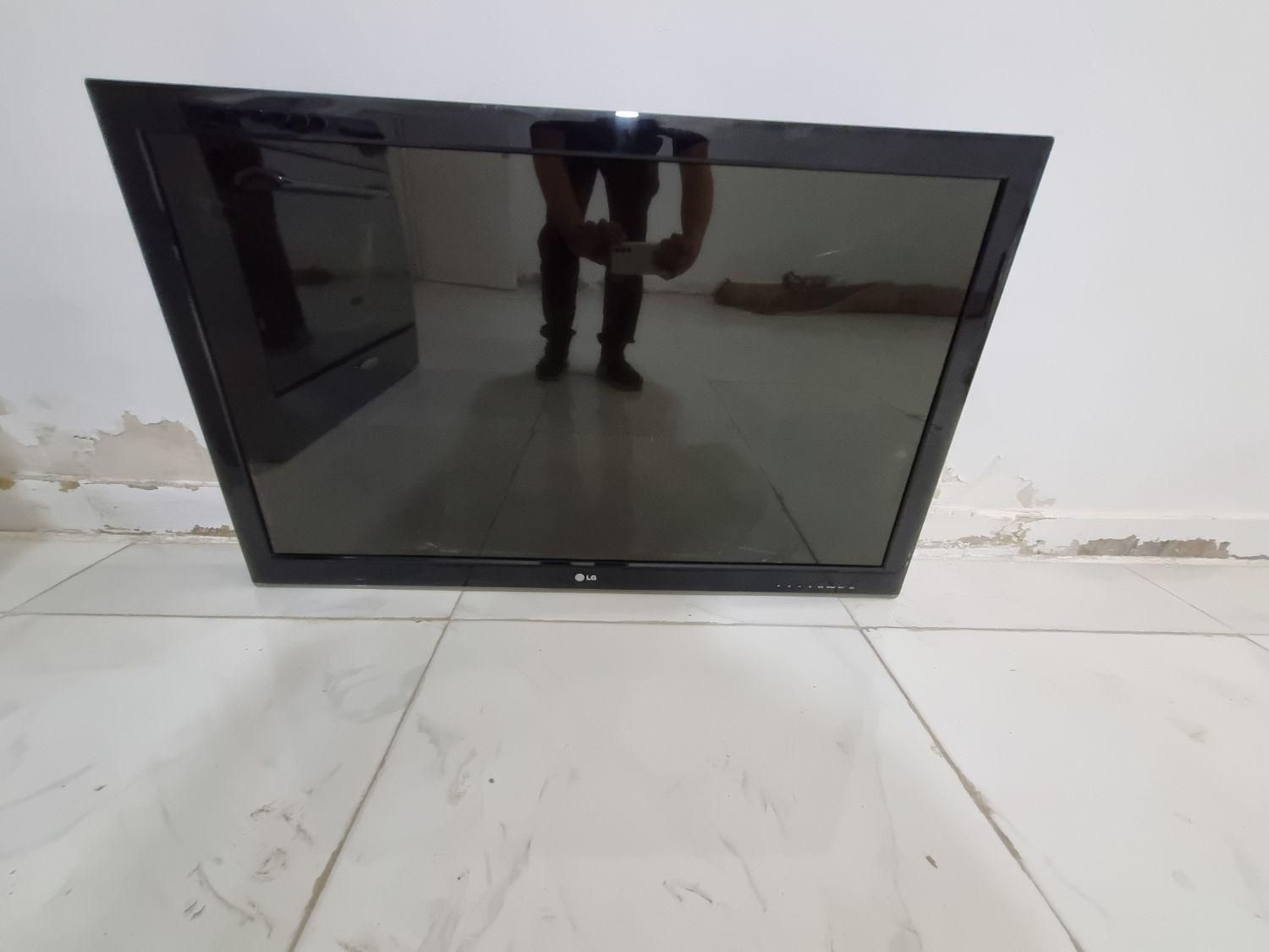 تلویزیون LG۴۲اینج سالم در حدنو|تلویزیون و پروژکتور|مشهد, توس|دیوار
