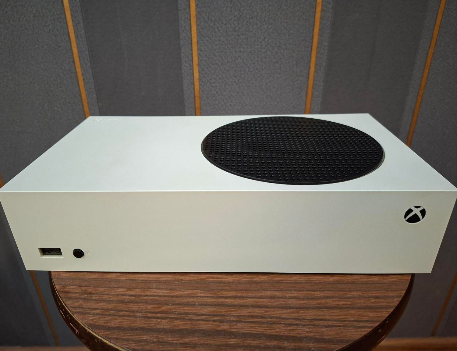 کنسول Xbox Series S 512GB همراه با 4تا بازی|کنسول، بازی ویدئویی و آنلاین|بندرعباس, |دیوار