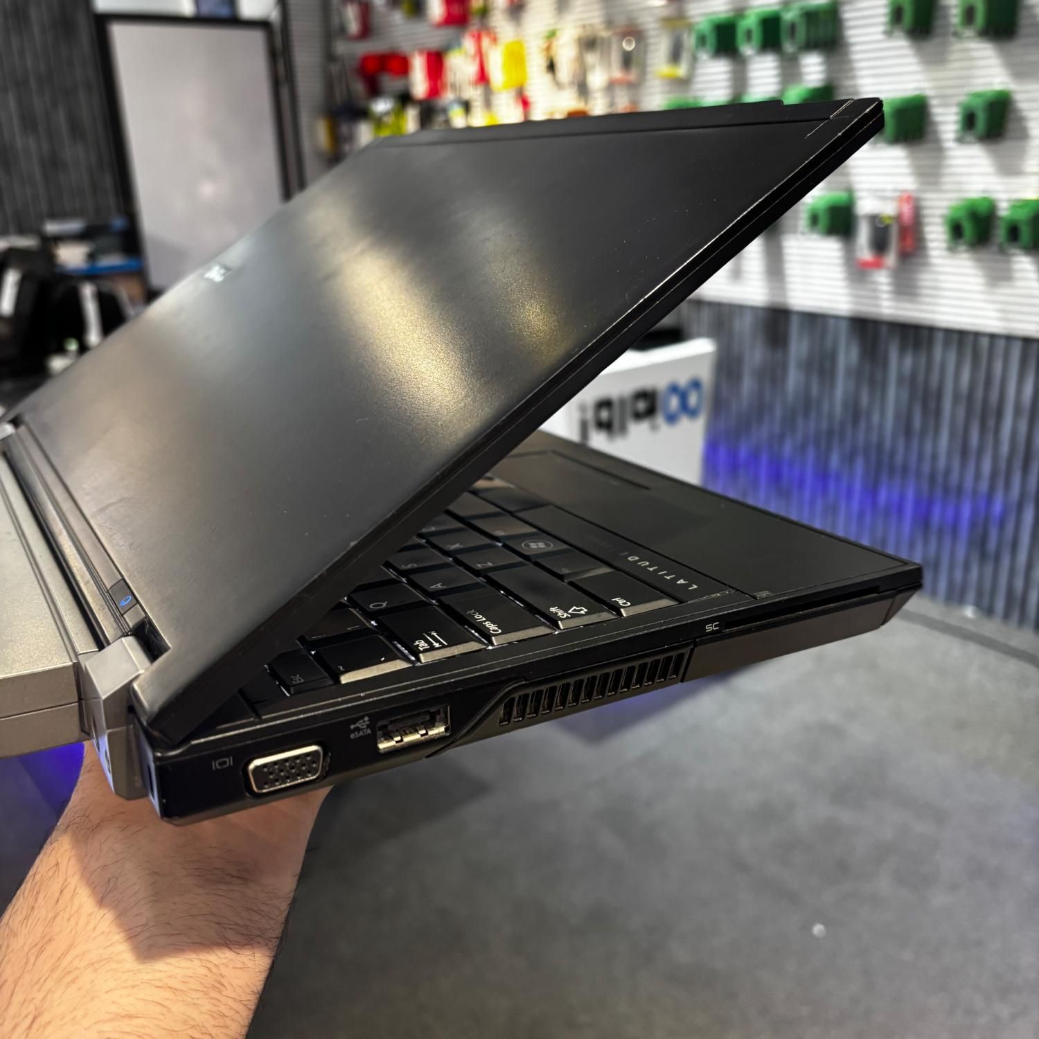 لپتاپ اداری آمریکایی Dell 4300 با گارانتی کتبی|رایانه همراه|تهران, میرداماد|دیوار