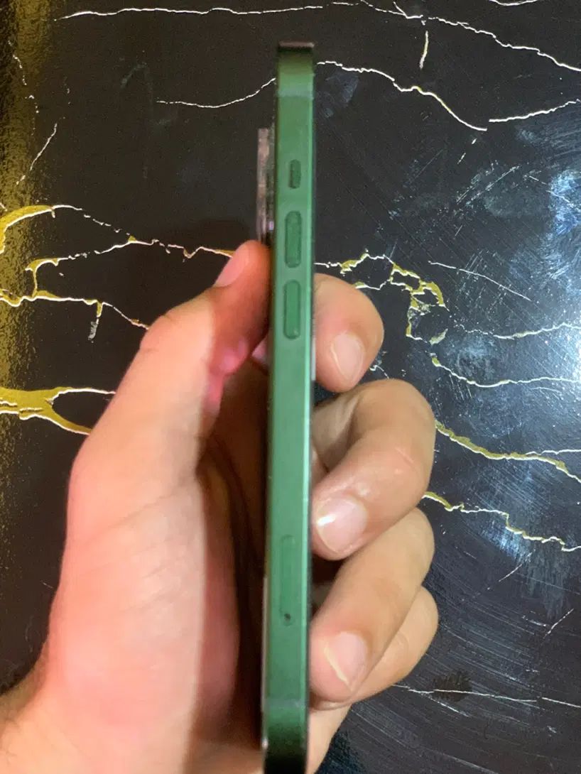 اپل iPhone 13 با حافظهٔ ۱۲۸ گیگابایت آمریکایی|موبایل|مشهد, آزادشهر|دیوار