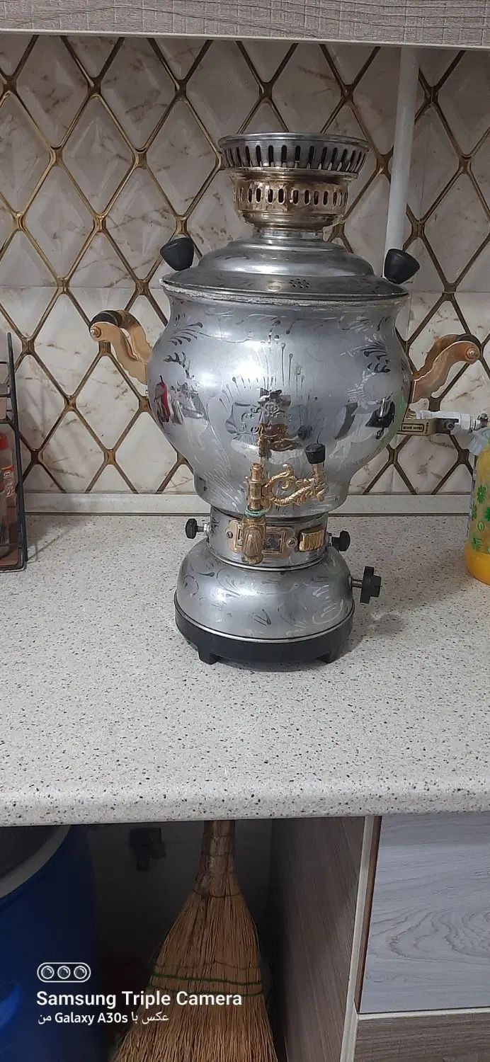 سماور گازی|سماور، چای‌ساز، قهوه‌ساز|رشت, پیرکلاچای|دیوار