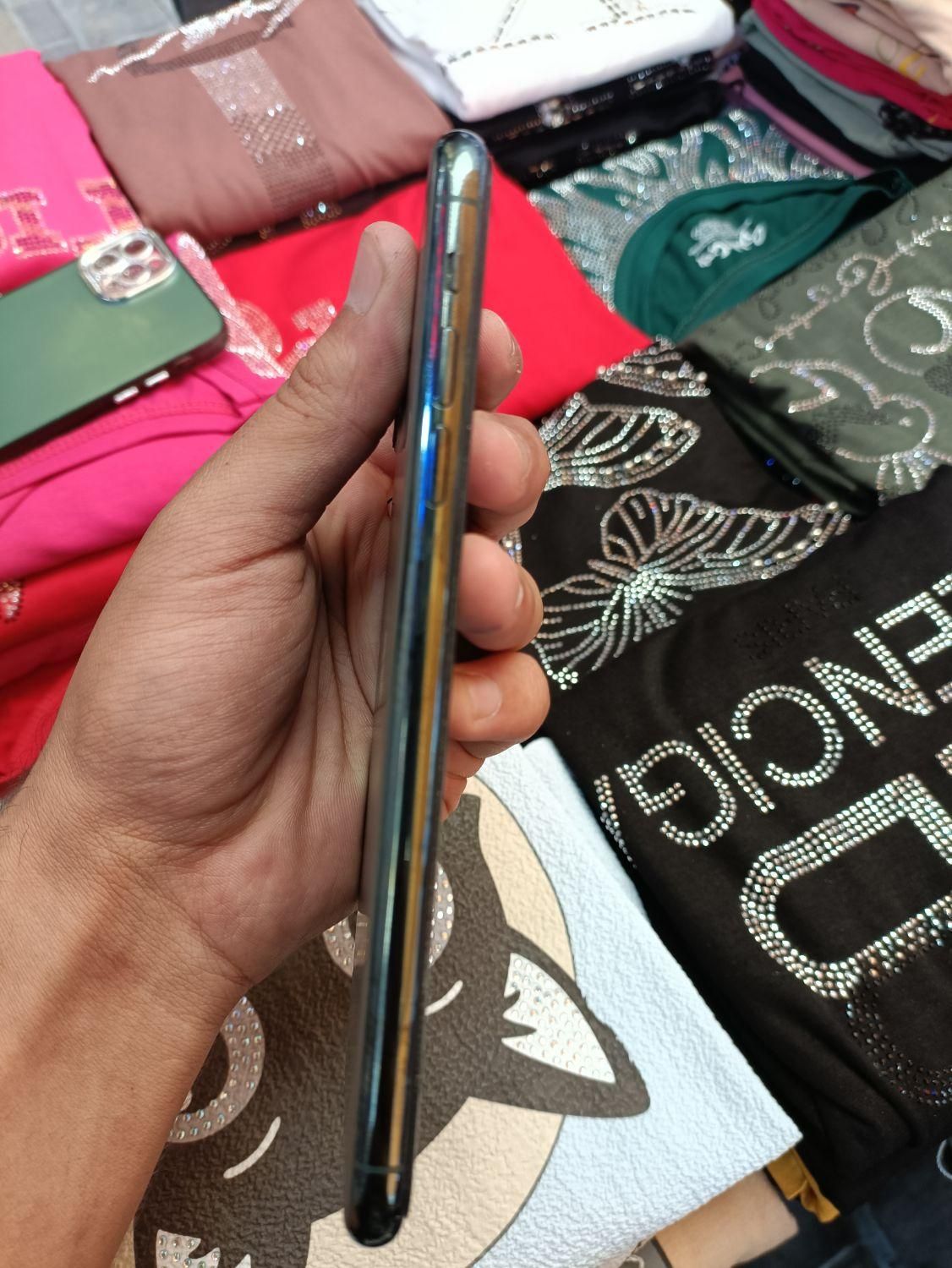 اپل iPhone 11 Pro Max با حافظهٔ ۲۵۶ گیگابایت|موبایل|تهران, باغ فیض|دیوار