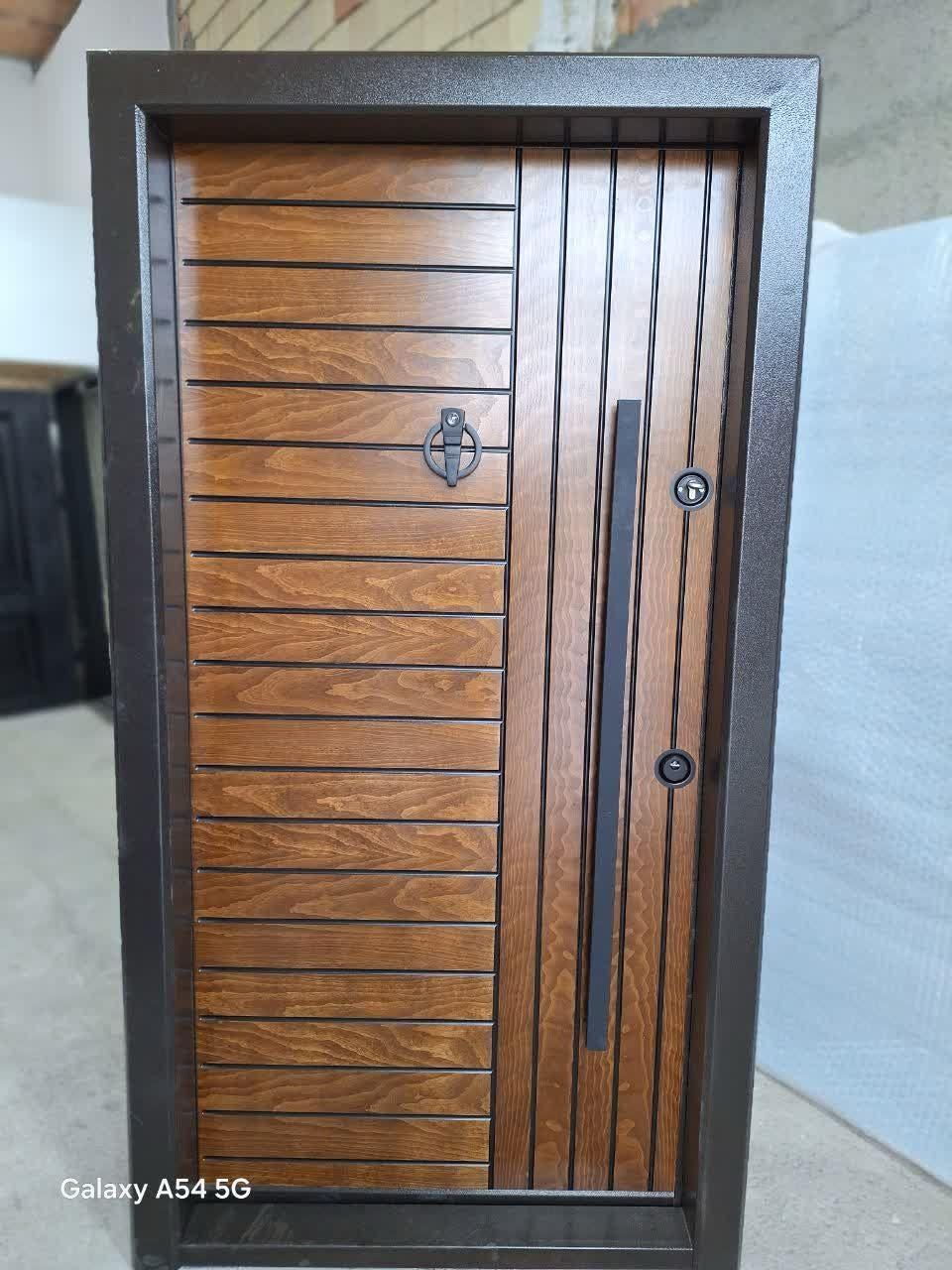 درب ضدسرقت،اتاقی بیک ولی|مصالح و تجهیزات ساختمان|رباط‌کریم, آدران|دیوار