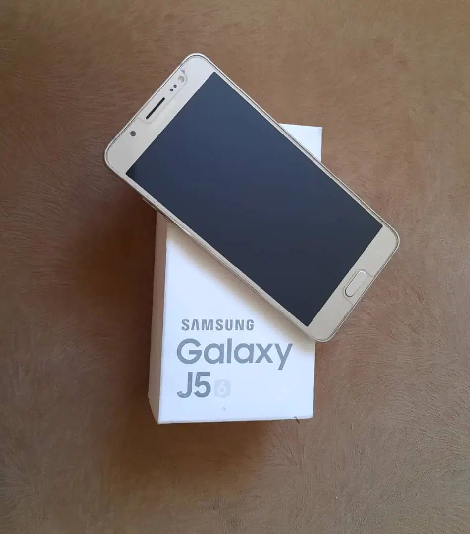 سامسونگ ‌Galaxy J5 CNN V با حافظه ۱۶ گیگابایت|موبایل|تهران, شهران جنوبی|دیوار