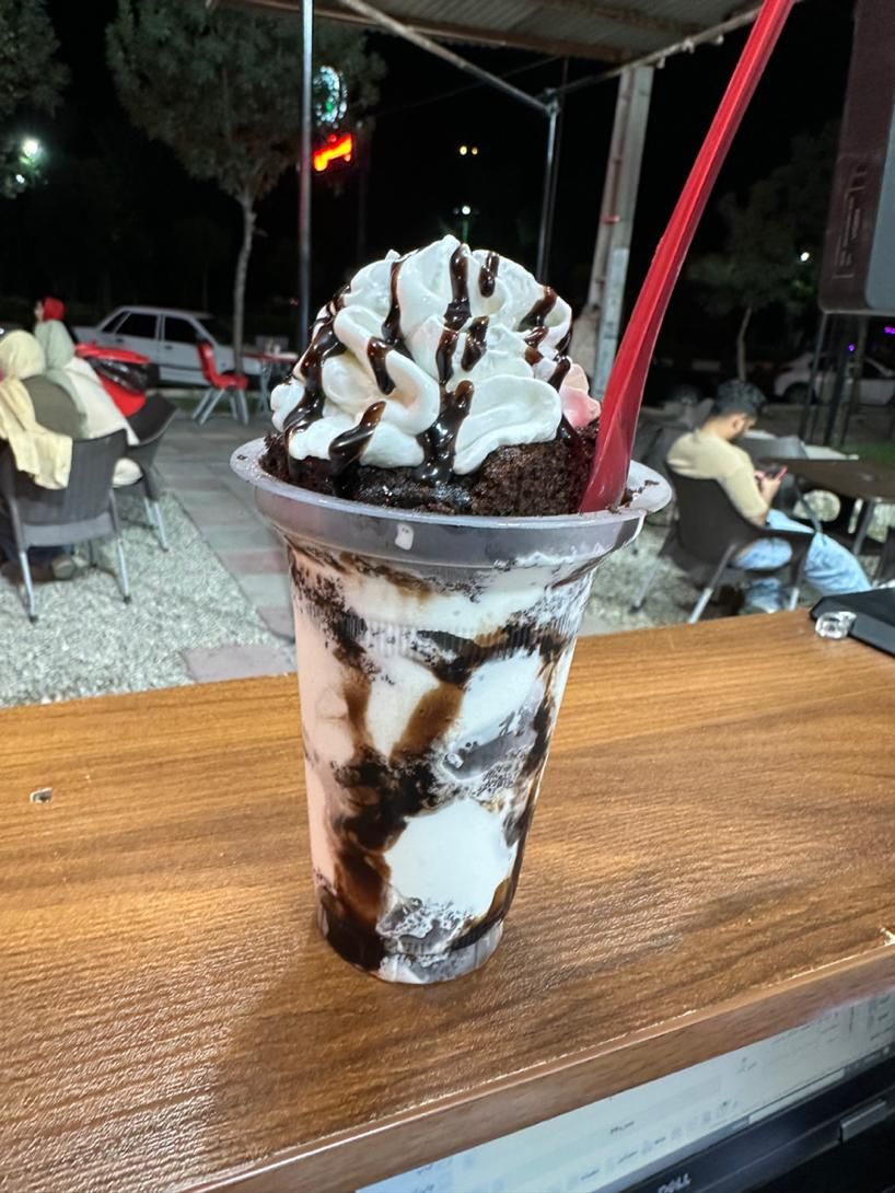 چند نیرو کار در ابمیوه بستنی|استخدام خدمات فروشگاه و رستوران|هشتگرد, هشتگرد قدیم|دیوار