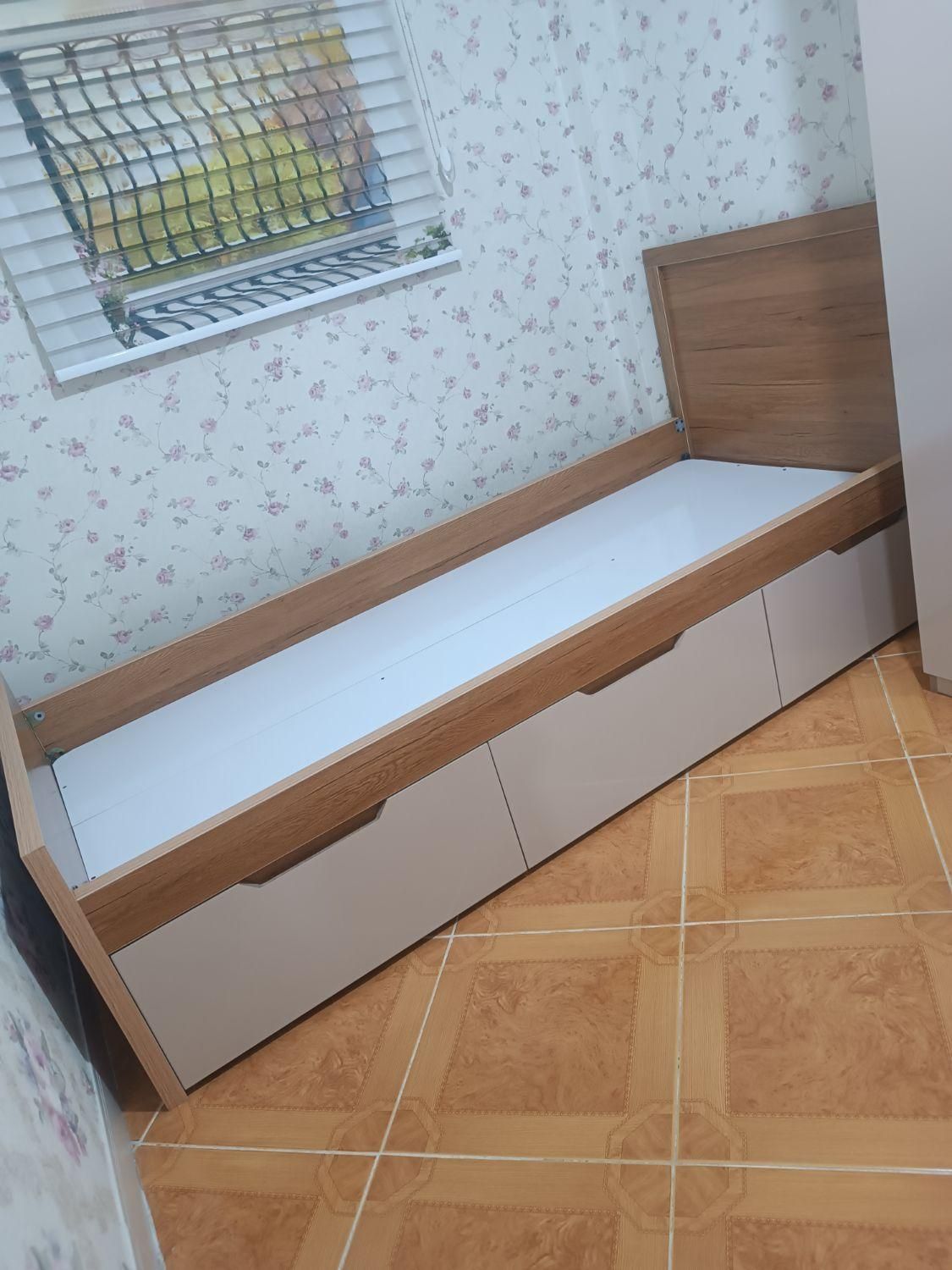 ساخت ، نصب و تعمیرات کابینت کمددیواری و...|جاکفشی، کمد، دراور|باقرشهر, |دیوار