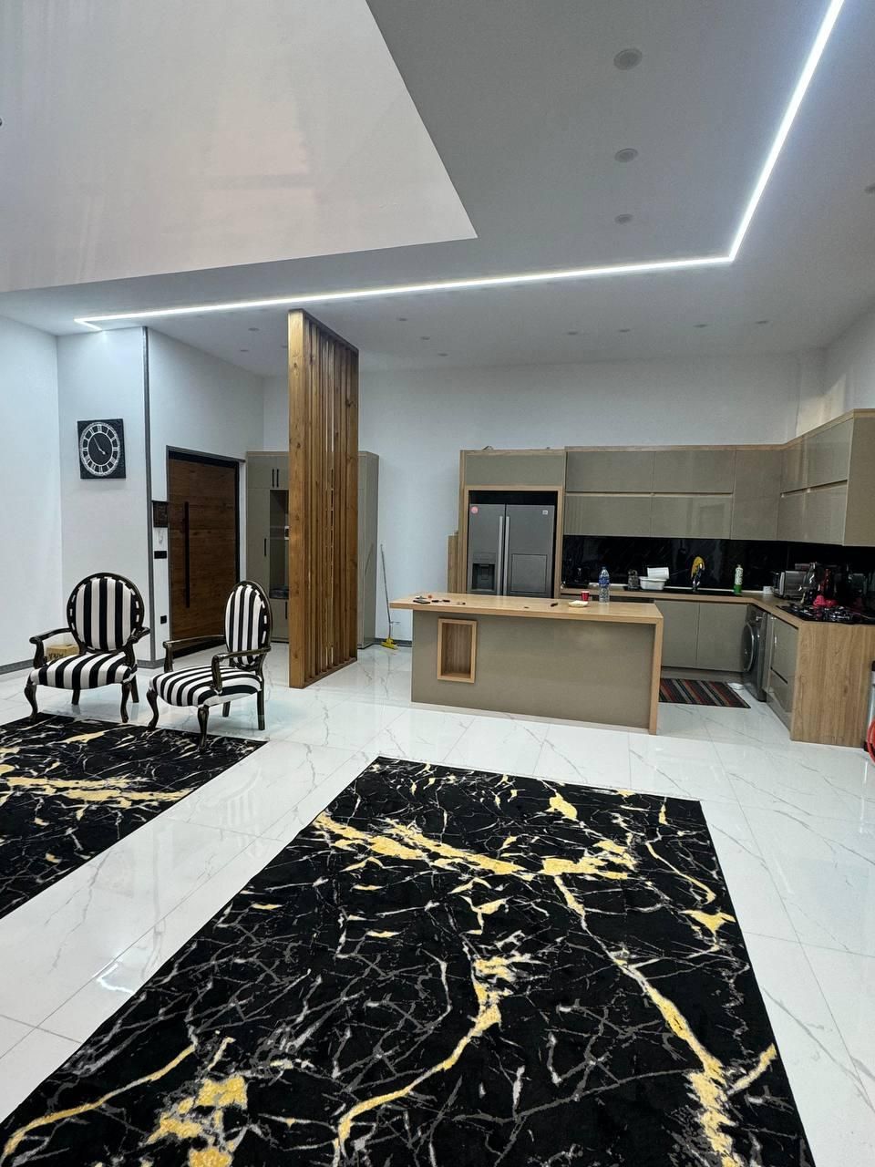 ویلا دوبلکس/نوساز/نماسنگ/۳ خواب مستر/سند تک برگ|فروش خانه و ویلا|هشتگرد, ایقربلاغ|دیوار