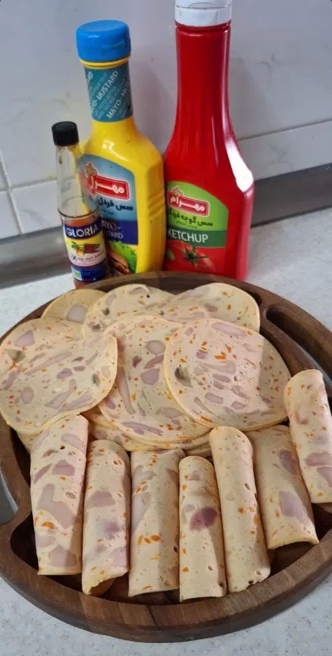 سوسیس و کالباس خانگی مرمری|خوردنی و آشامیدنی|تهران, نظام‌آباد|دیوار
