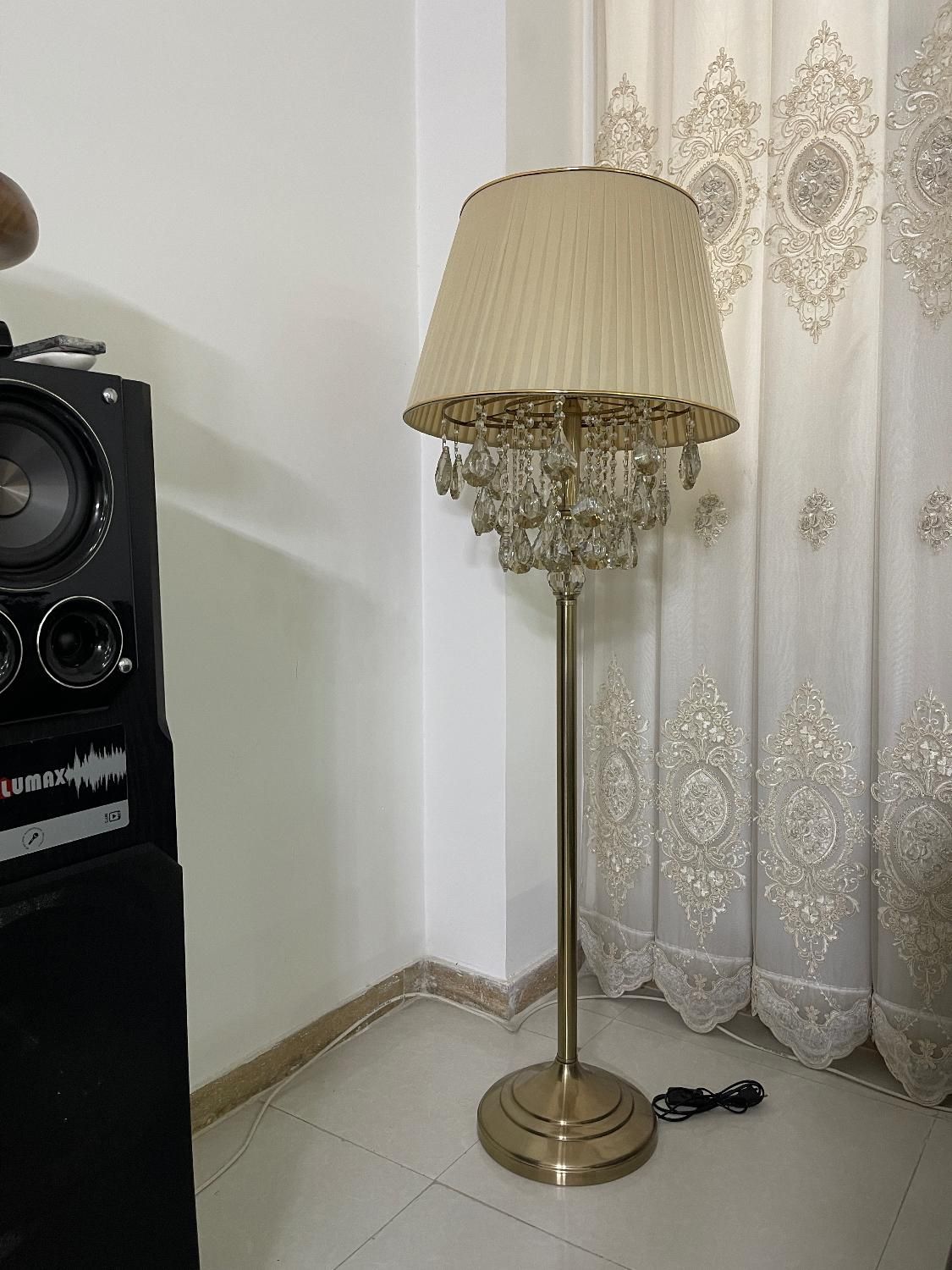 آباژور ایستاده|چراغ خواب و آباژور|آمل, |دیوار
