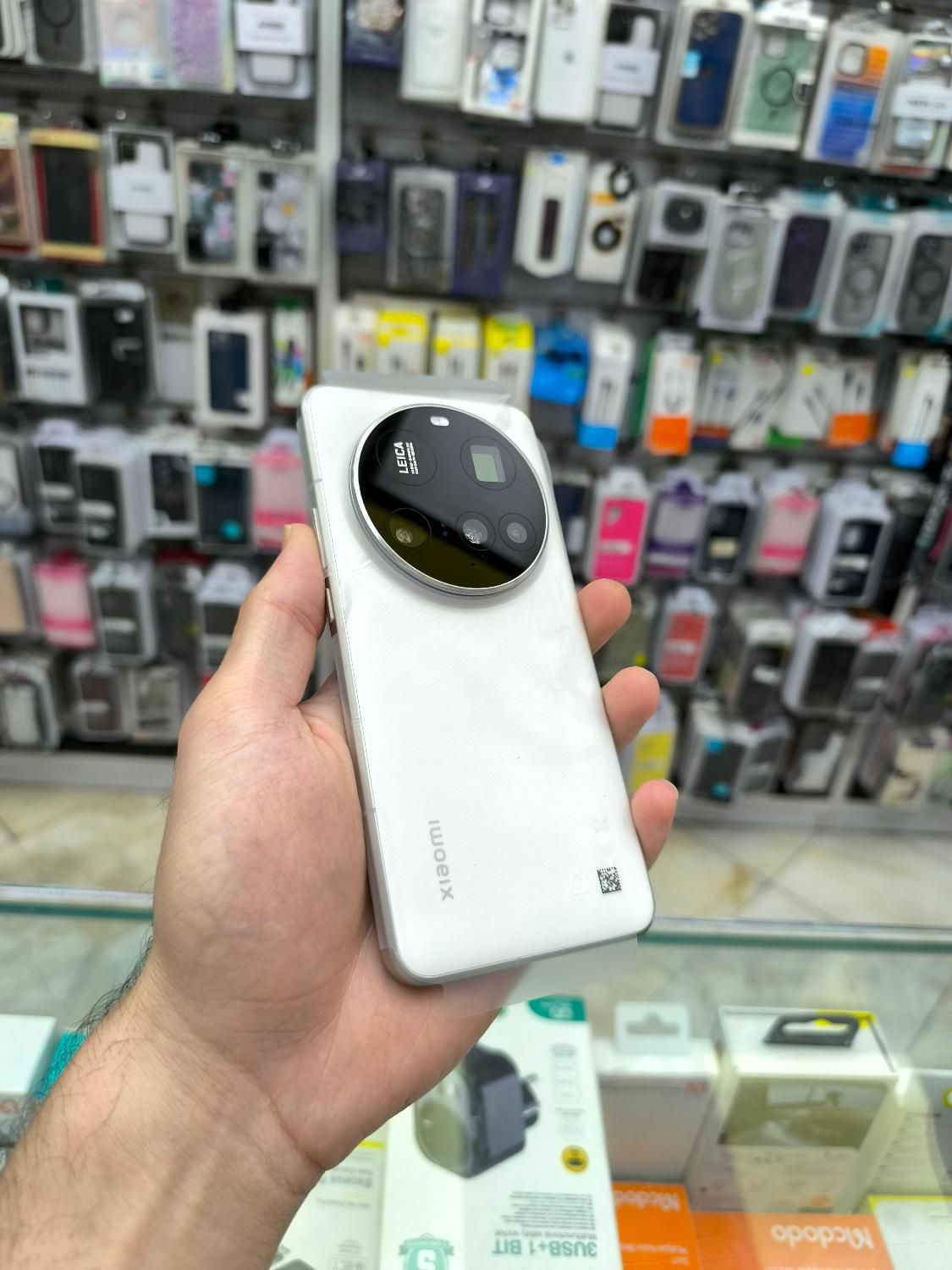 شیائومی ۱۵ اولترا . Xiaomi 15 Ultra|موبایل|تهران, میدان ولیعصر|دیوار