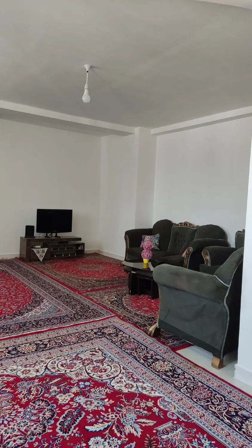 خانه 100متری با پارکینگ|اجارهٔ کوتاه‌مدت آپارتمان و سوئیت|اردبیل, |دیوار