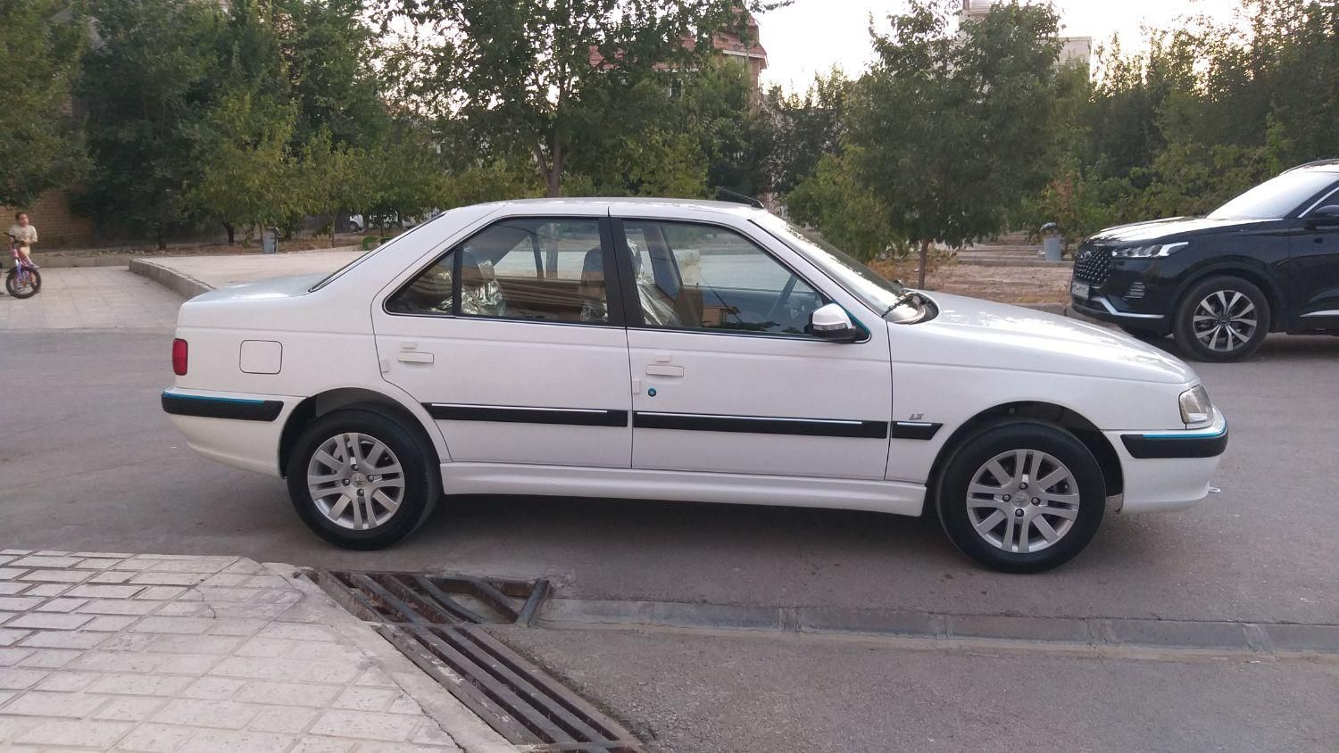 پژو پارس LX TU5، مدل ۱۴۰۱ دریچه گاز سیمی|خودرو سواری و وانت|شیراز, تاچارا|دیوار