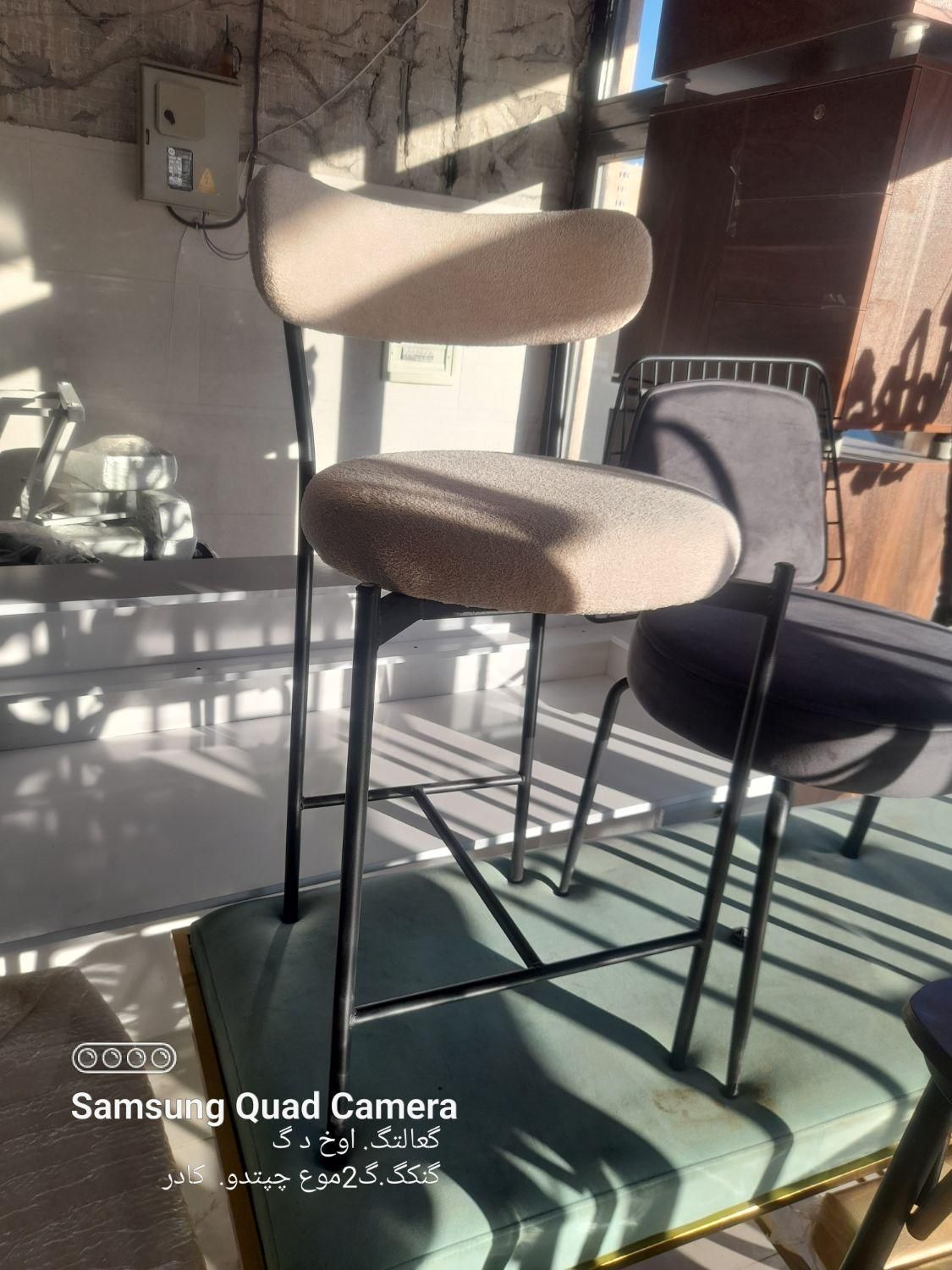 صندلی لهستانی. صندلی اوپن.  صندلی چرخدار|میز و صندلی غذاخوری|صفادشت, |دیوار