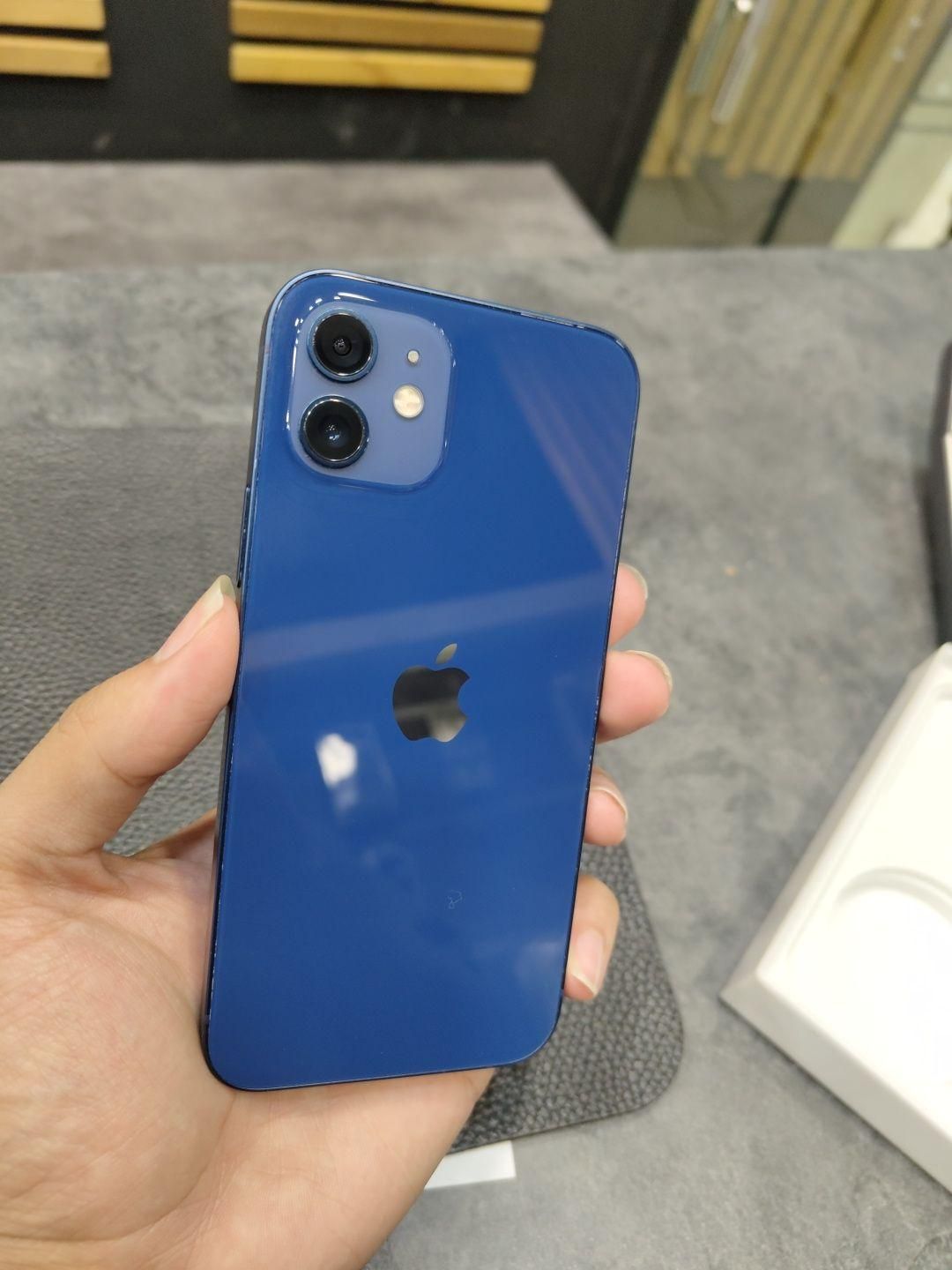 اپل مدل ایفون iPhone 12 با حافظهٔ ۱۲۸ گیگابایت|موبایل|کرج, گوهردشت|دیوار