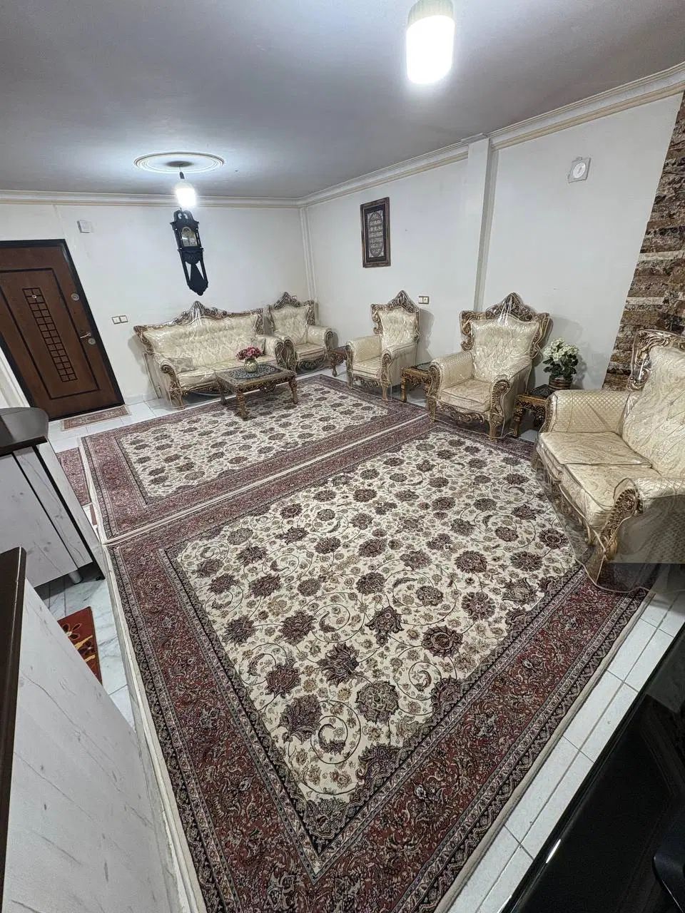 ۸۳ متر سنددار طبقه اول با پارکینگ سندی رو به نما|فروش آپارتمان|کرج, گلشهر|دیوار