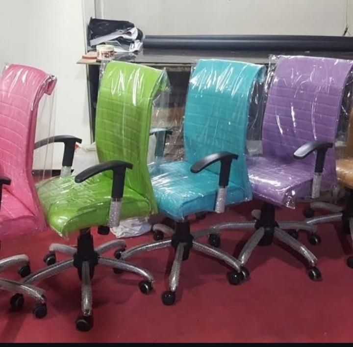 صندلی گردان|صندلی و نیمکت|پاکدشت, پاکدشت (مامازند)|دیوار