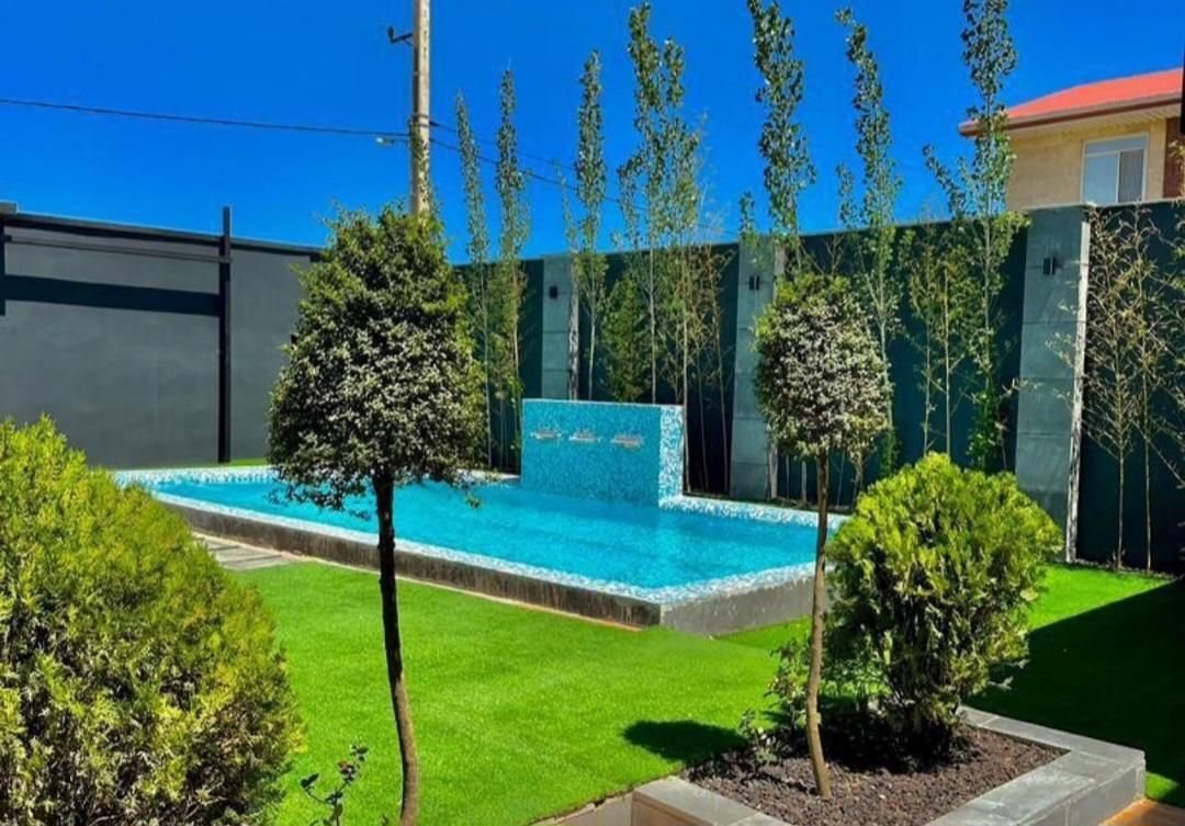 عمارت های بزرگ الو ویلا|اجارهٔ کوتاه‌مدت ویلا و باغ|رودهن, |دیوار