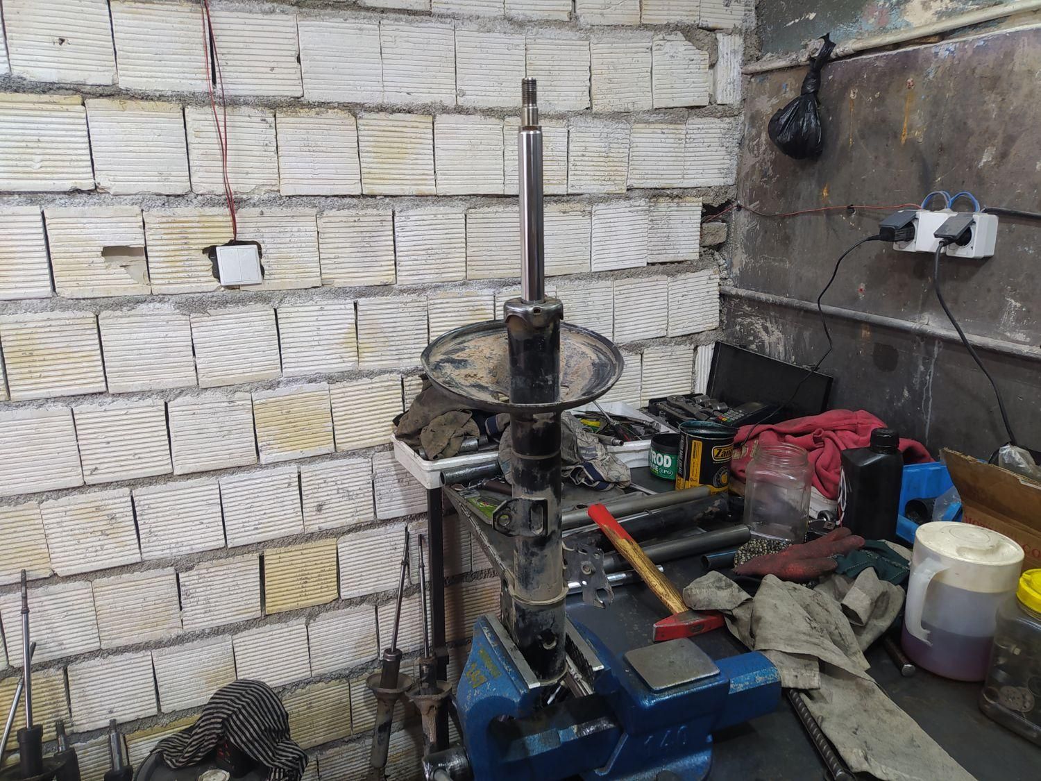 کمک فنر پژو پراید تیبا تویوتا واستوک انواع خودرو|قطعات یدکی و لوازم جانبی|خرمآباد, |دیوار