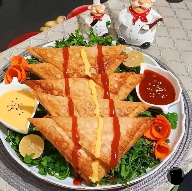 سمبوسه ساده و آتشین خانگی ویژه مراسم و جشن|خوردنی و آشامیدنی|پردیس, فاز ۱۱|دیوار