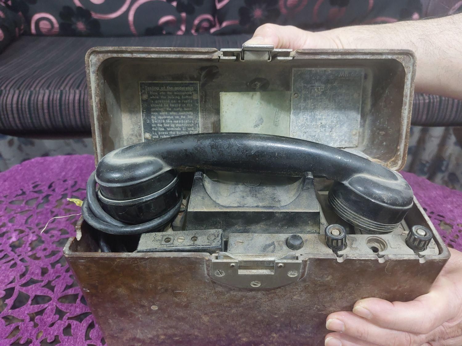 تلفن قدیمی هندلی|کلکسیون اشیاء عتیقه|اهواز, شریعتی جنوبی|دیوار