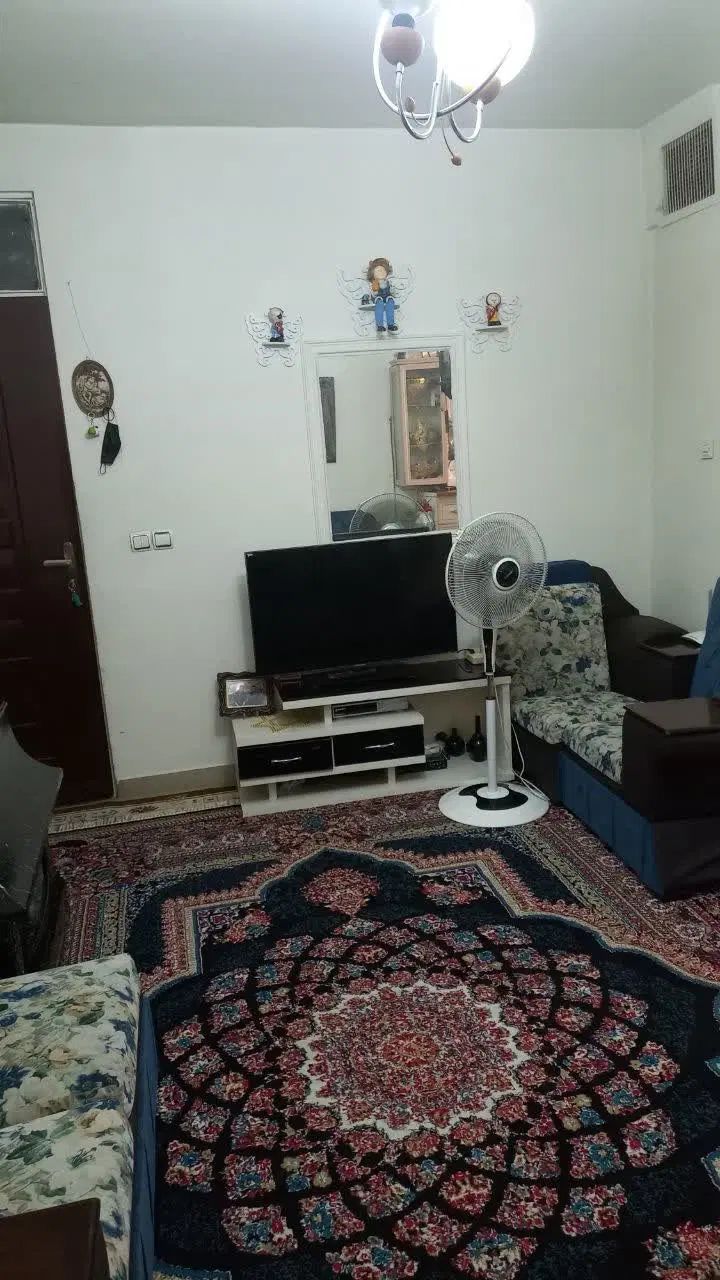 اجاره ۴۰ متر با پارکینگ و انباری، طبقه اول|اجارهٔ آپارتمان|تهران, مینای جنوبی|دیوار