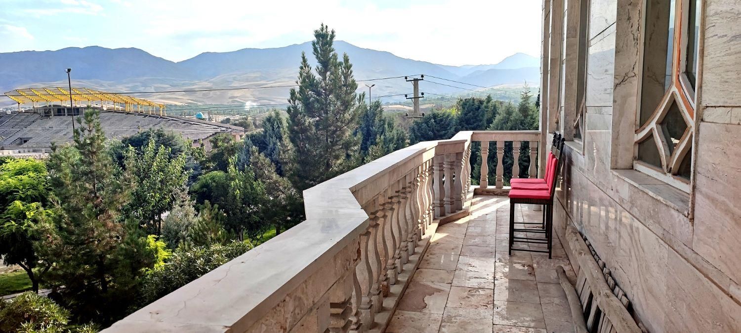 اجاره روزانه/هفتگی/ماهانه آپارتمان۱۷۰ متری ویلایی|اجارهٔ کوتاه‌مدت آپارتمان و سوئیت|بروجرد, |دیوار