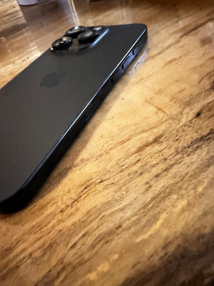 اپل iPhone 16 Pro با حافظهٔ ۲۵۶ گیگابایت|موبایل|شیراز, شهرک گلستان|دیوار