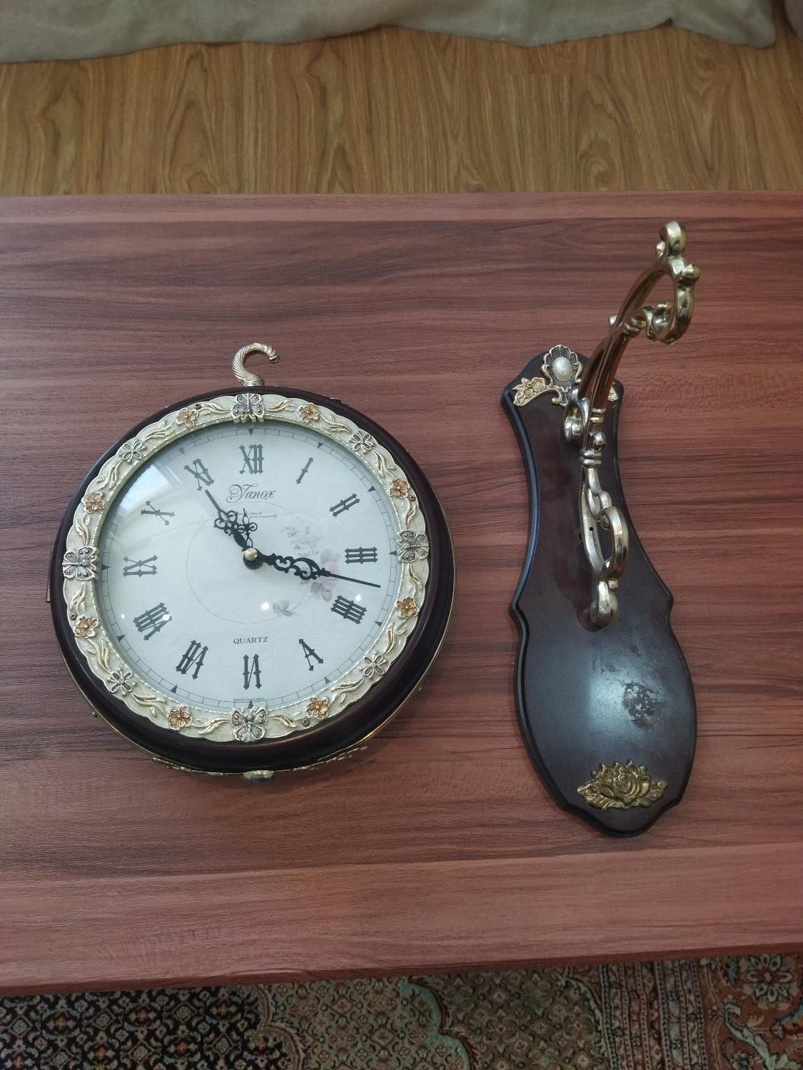 ساعت دیواری دو بر نما|ساعت دیواری و تزئینی|شیراز, احمدآباد|دیوار