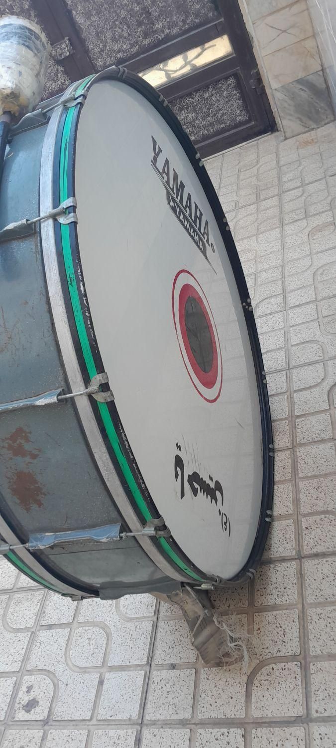 طبل|درام و پرکاشن|نسیم‌شهر, |دیوار