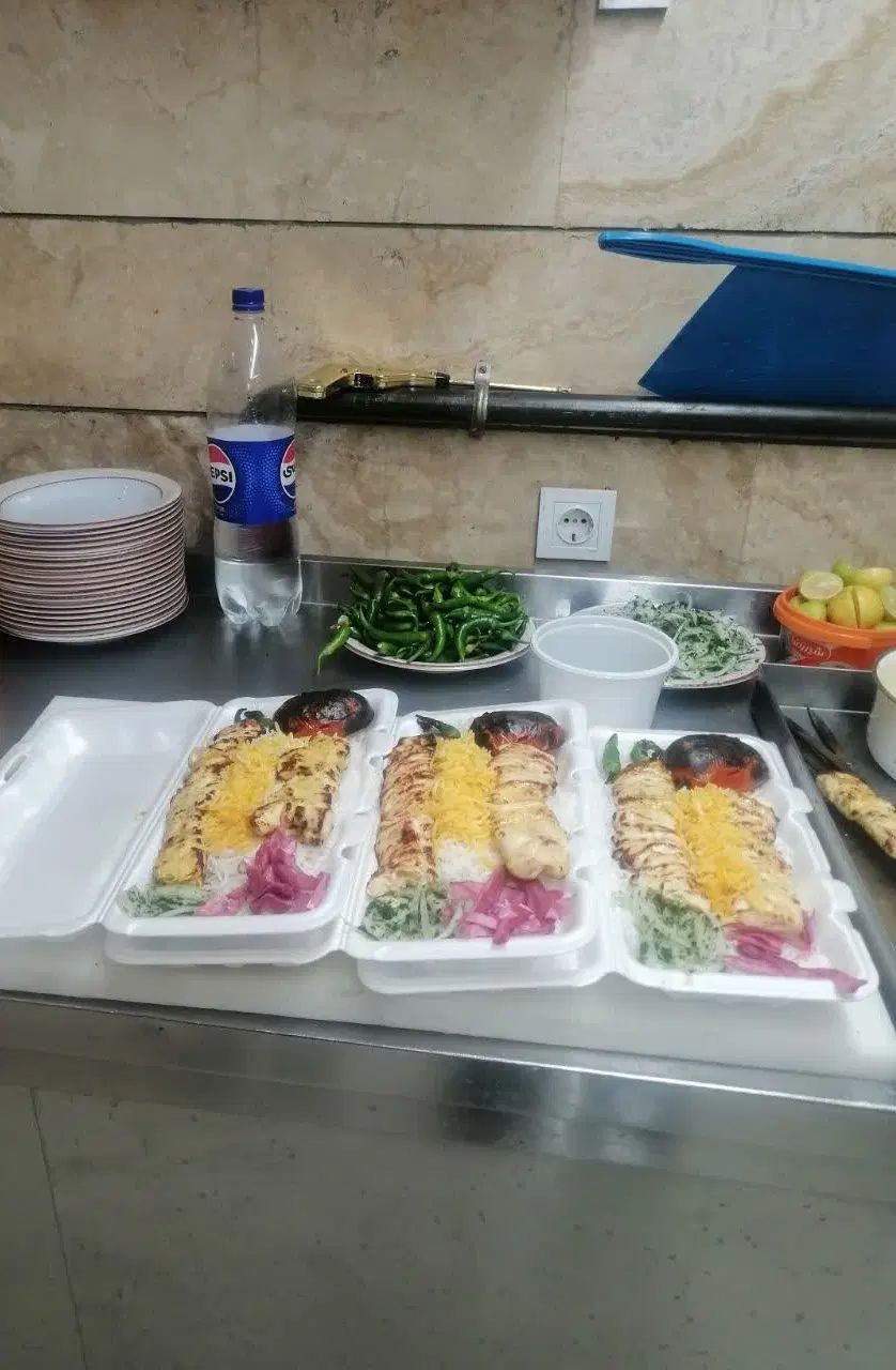 تامین غذای هتل ها از آشپزخانه با مجوز بهداشت|خدمات پذیرایی، مراسم|مشهد, عیدگاه|دیوار