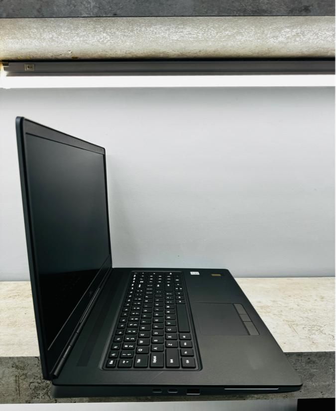 لپتاپ ۱۷ اینچی /۶گیگ گرافیک Dell 7750|رایانه همراه|تهران, دزاشیب|دیوار