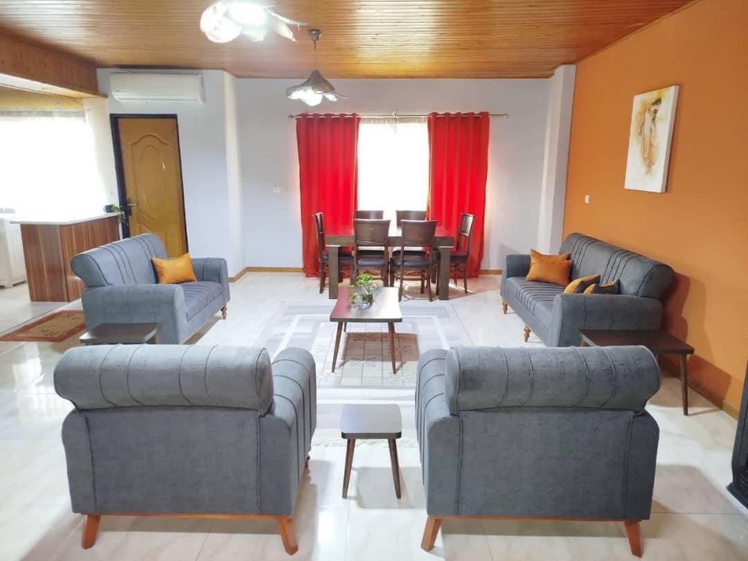 ویلا لوکس چند قدمی..پاسخگویی 24ساعت|اجارهٔ کوتاهمدت ویلا و باغ|محمودآباد, |دیوار