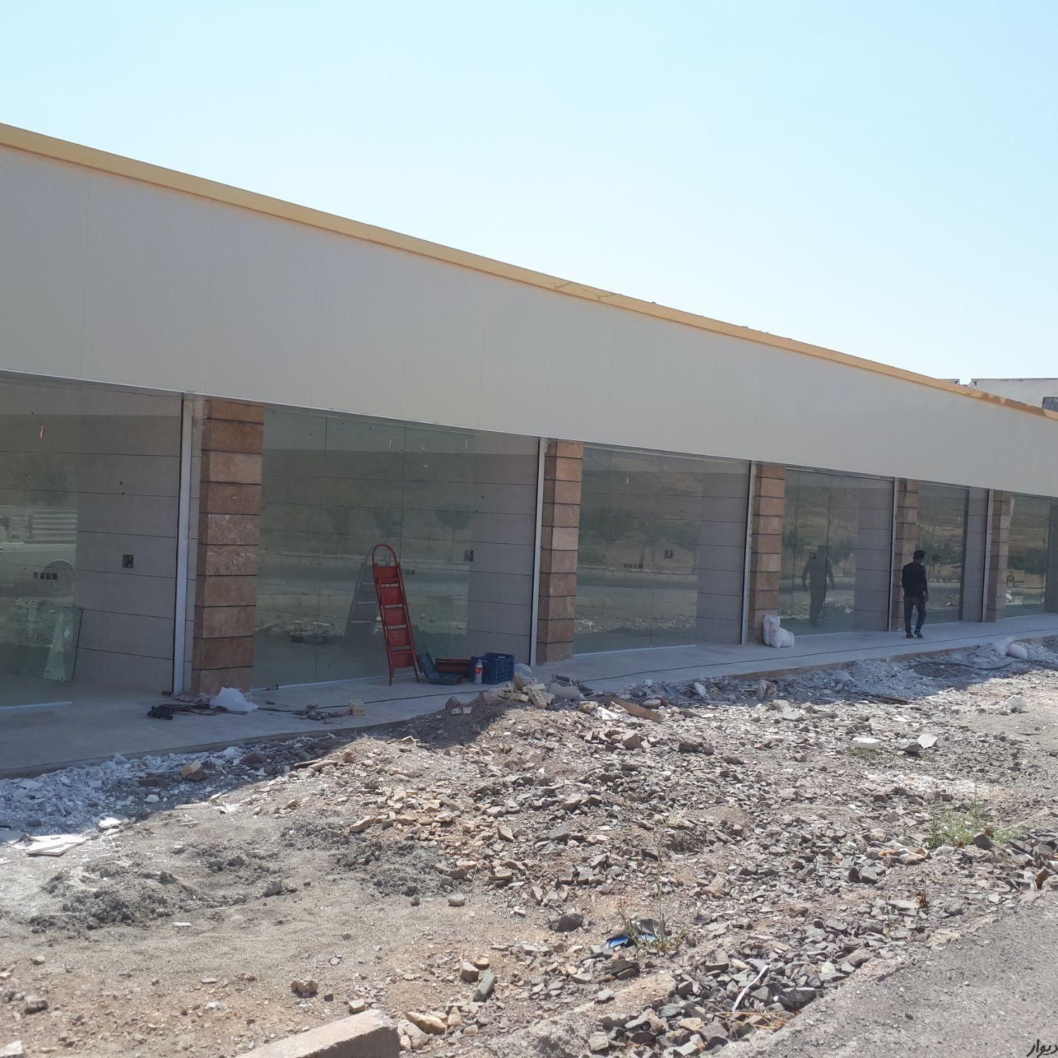 پارتیشن ، شیشه سکوریت نشکن میرال وکرکره برقی افراز|خدمات پیشه و مهارت|شهریار, شهریار|دیوار