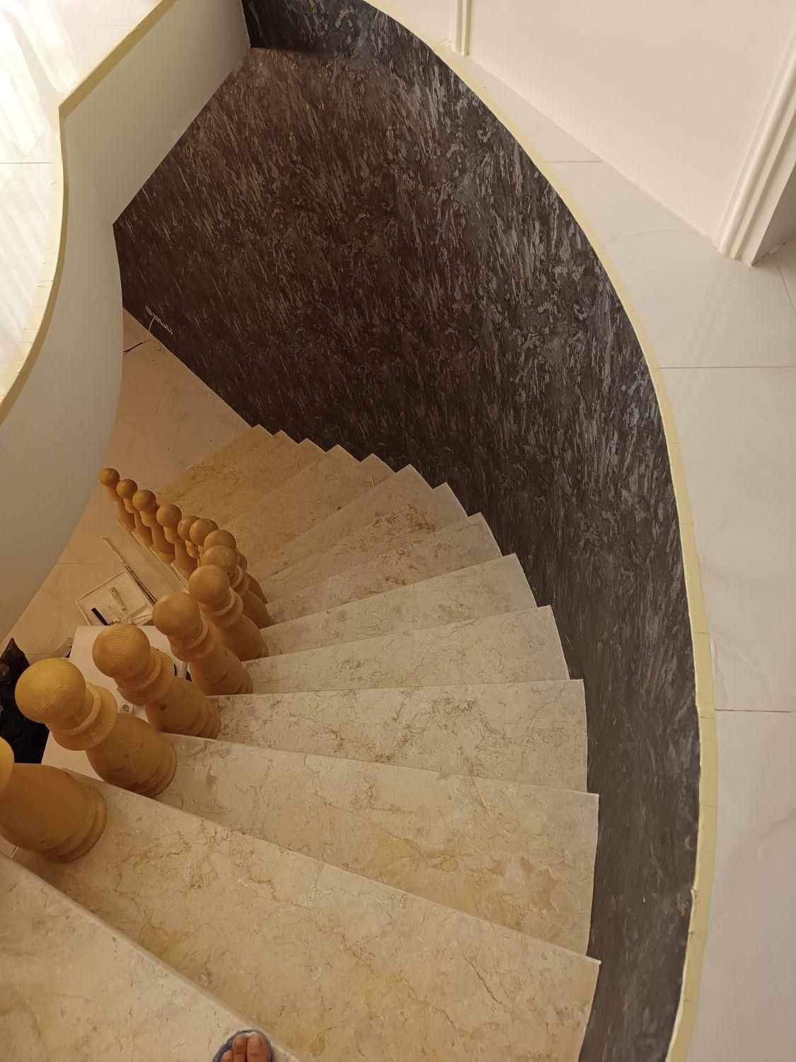 نصب حرفه ای کاغد دیواری و پوستر|خدمات پیشه و مهارت|کرج, گوهردشت|دیوار