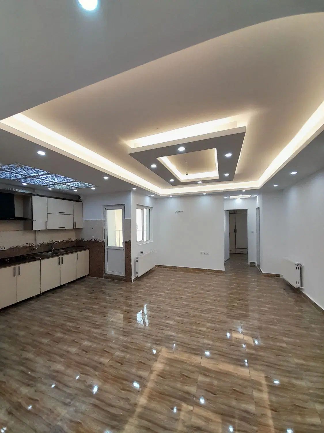 اپارتمان مسکن مهر با پارکینگ ۷۸متری مهر ۸۲|فروش آپارتمان|رشت, کوی مهر|دیوار