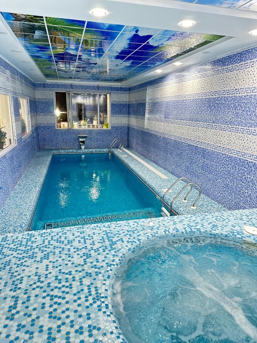 ویلا توریستی سوبلکس با استخر و جکوزی سرپوشیده|اجارهٔ کوتاهمدت ویلا و باغ|خرمآباد, |دیوار