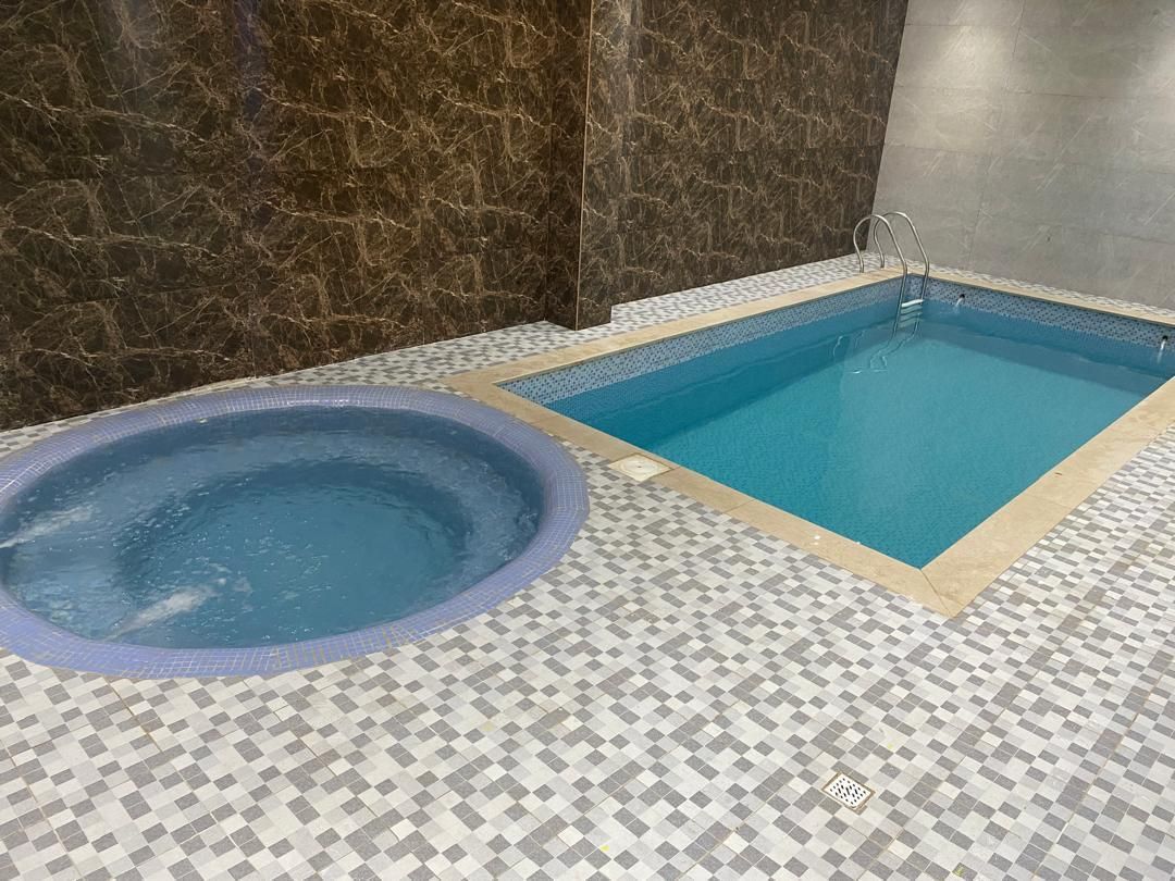 باغ ویلااستخردارسرپوشیده آبگرم3خوابه/جاده فرودگاه|اجارهٔ کوتاهمدت ویلا و باغ|اصفهان, گورت|دیوار