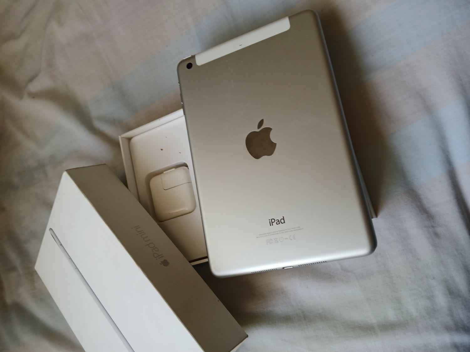 تبلت ایپد مینی ۴ اپل ipad mini ۶۴ گیگ سیمکارتخور|تبلت|تهران, میدان انقلاب|دیوار