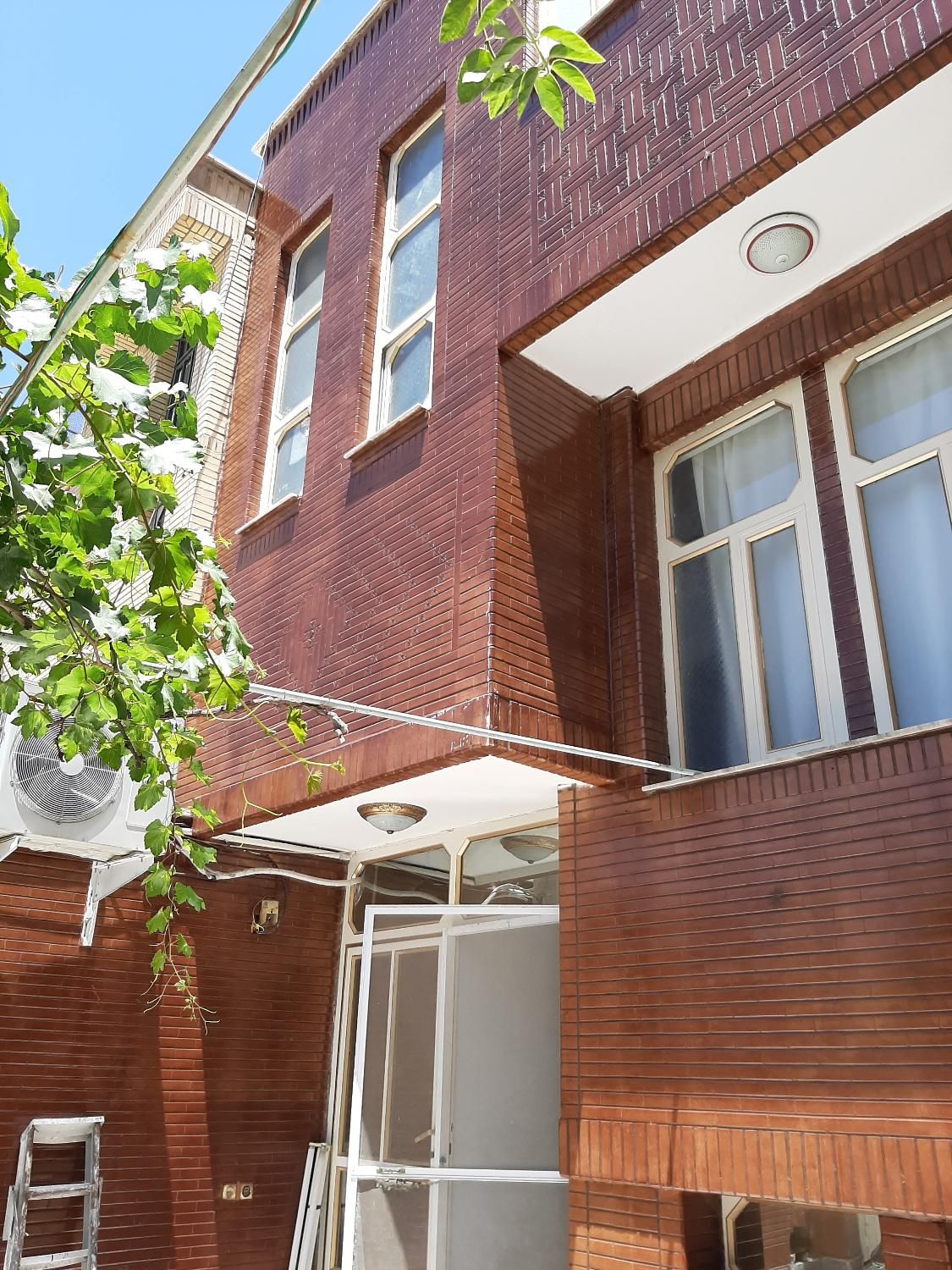 دو طبقه و نیم سه خوابه در رسالت (بلوار حکیم)|فروش خانه و ویلا|قم, یزدان‌شهر|دیوار