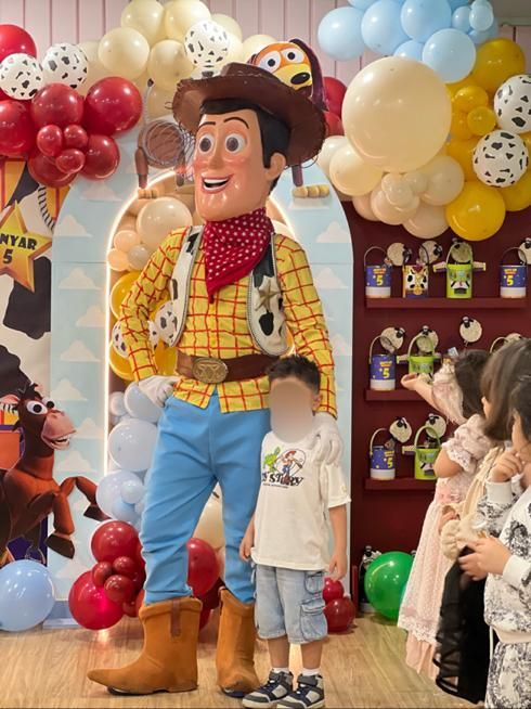 عکاسی و تم تولد بزرگسال و کودک در مراسمات و منزل|خدمات پذیرایی، مراسم|تهران, قیطریه|دیوار