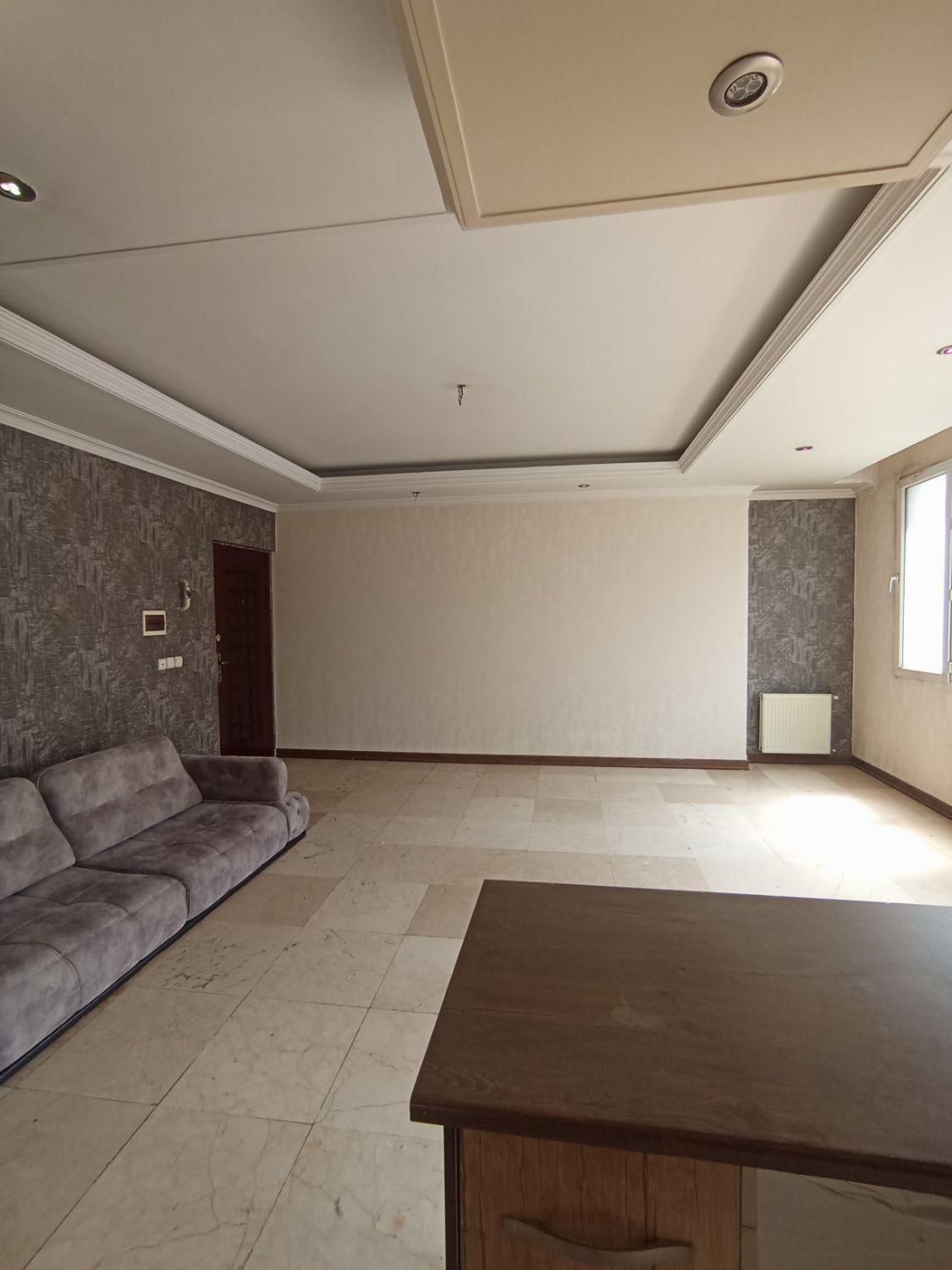 ۸۵متر/۲خ طبقه ۱ / تاپ لوکیشن   جنوبی|اجارهٔ آپارتمان|تهران, دارآباد|دیوار