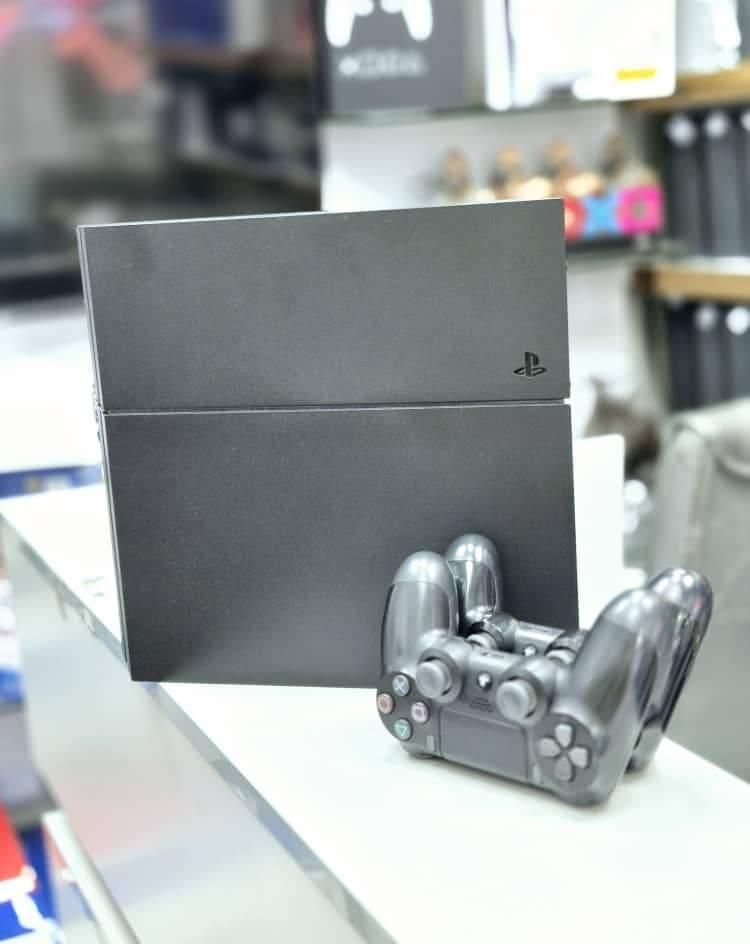 فروش ویژه ps4 fat 500 گیگ تست شده خرید مطمیین|کنسول، بازی ویدئویی و آنلاین|تهران, فلسطین (میدان انقلاب)|دیوار